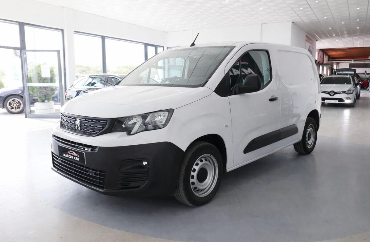 PEUGEOT Partner 1.5 BlueHDi Standard