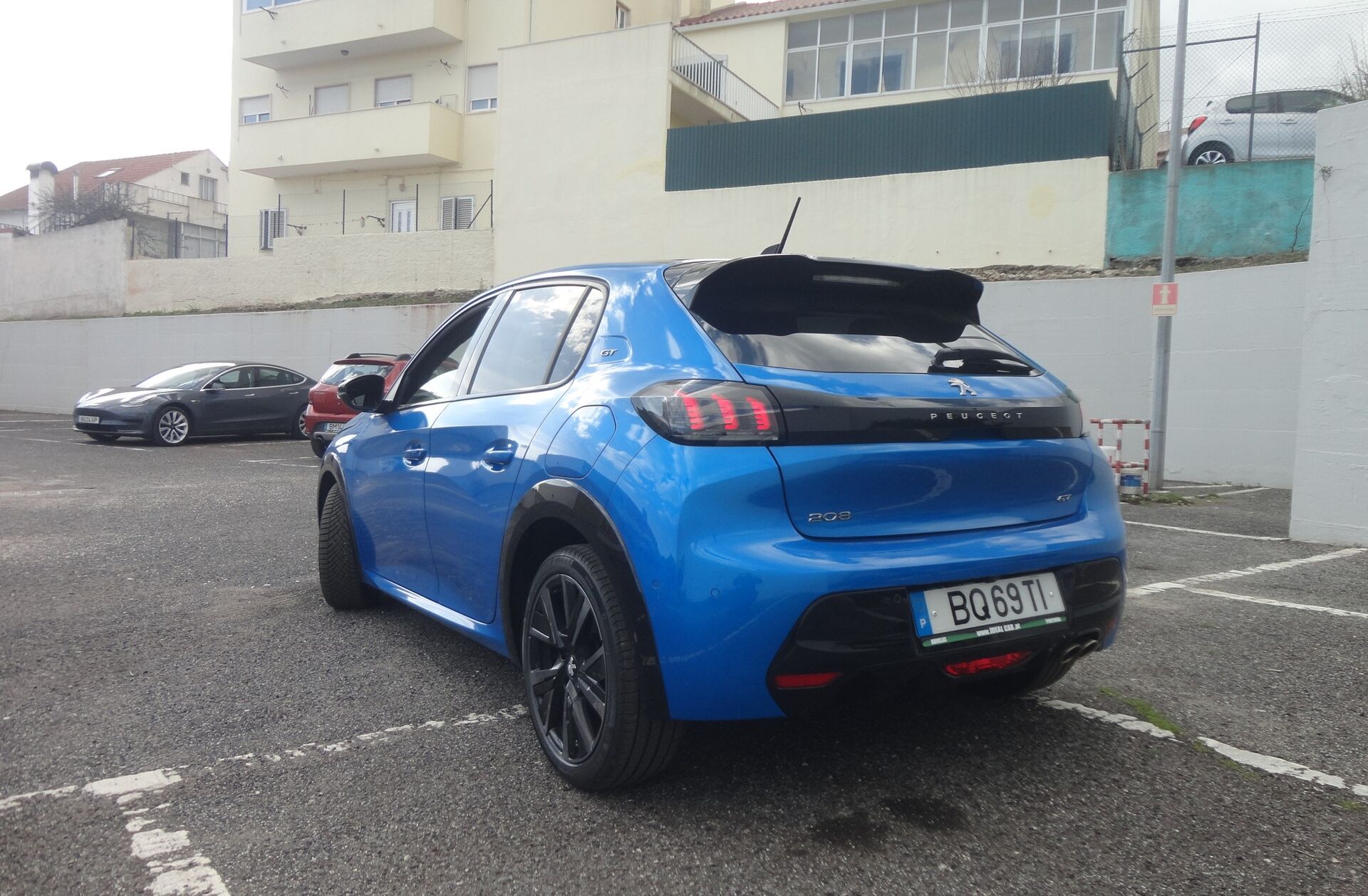 PEUGEOT 208 1.2 PureTech GT Pack EAT8