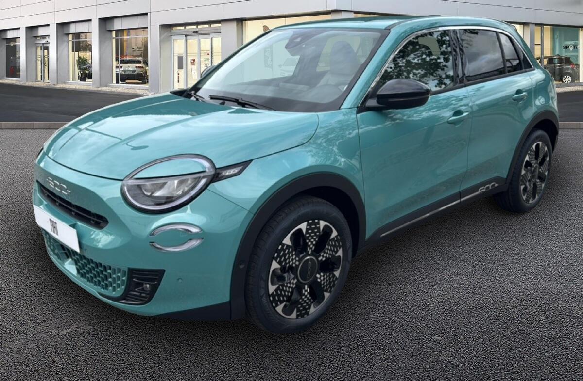 FIAT 600 1.2 Hybrid La Prima