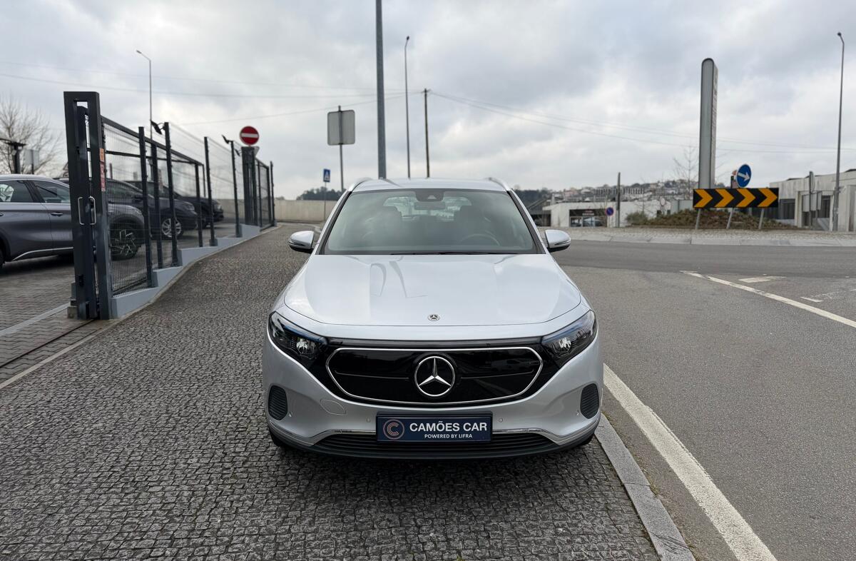 MERCEDES EQA 250 Progressive