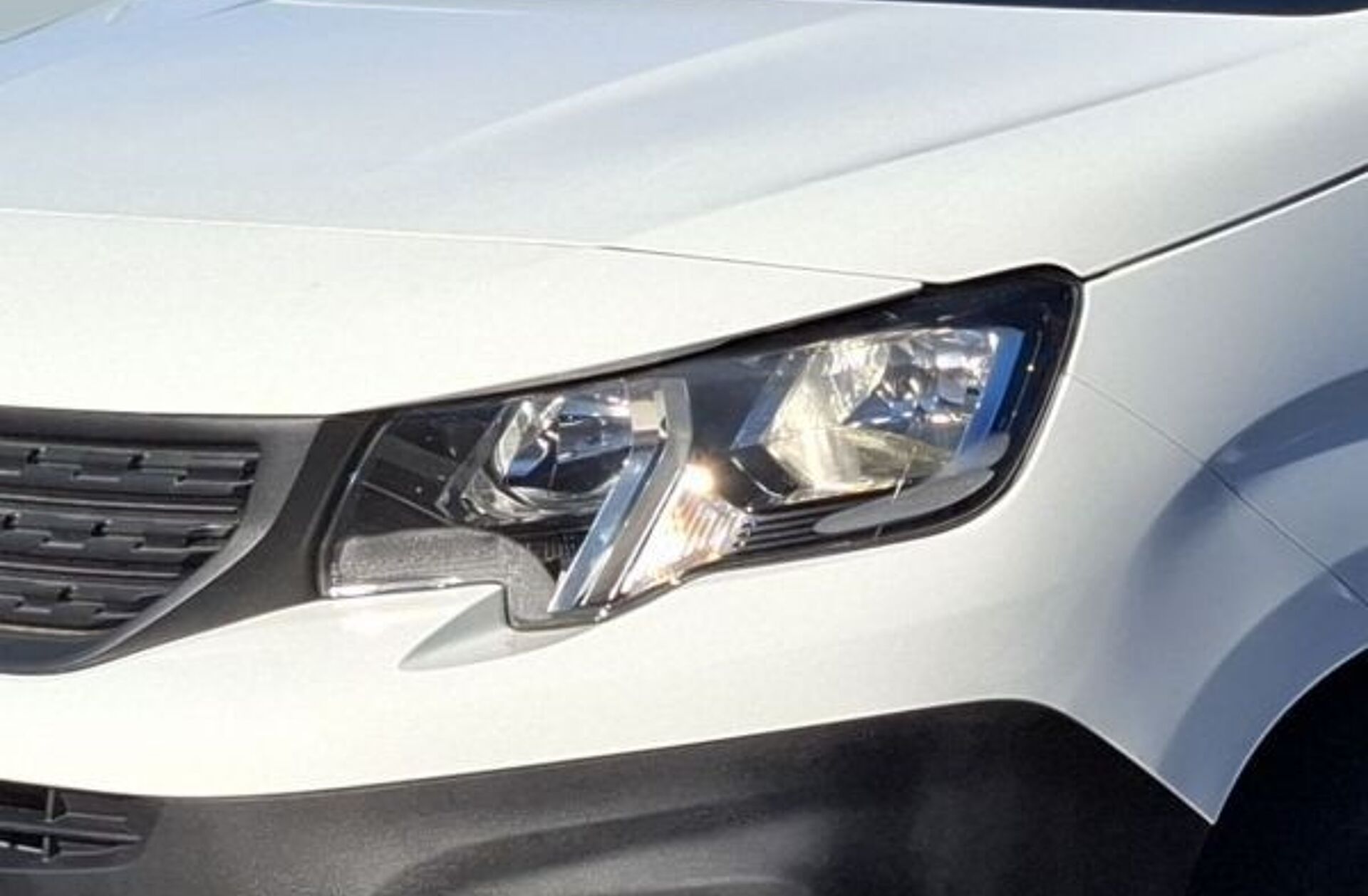 PEUGEOT Partner 1.5 BlueHDi Pro Standard