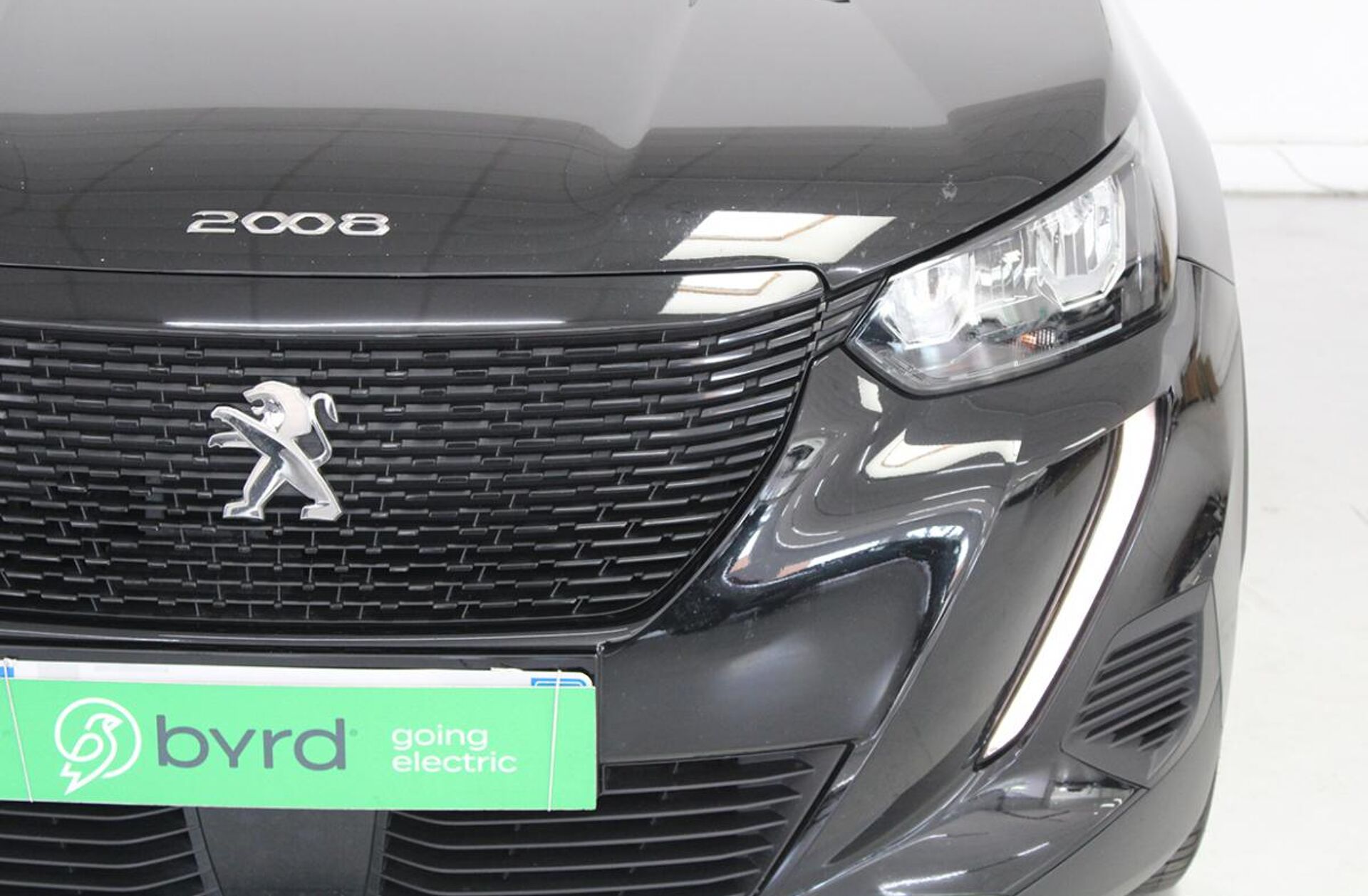 PEUGEOT 2008 e- 50 kWh GT