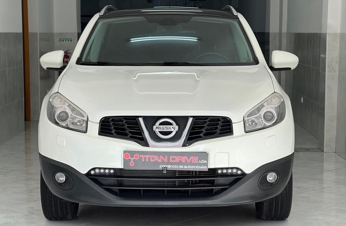 NISSAN Qashqai 2.0 Acenta CVT