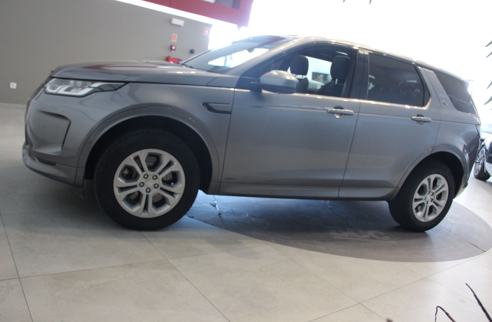 LAND ROVER Discovery S.2.0 eD4 R-Dynamic S