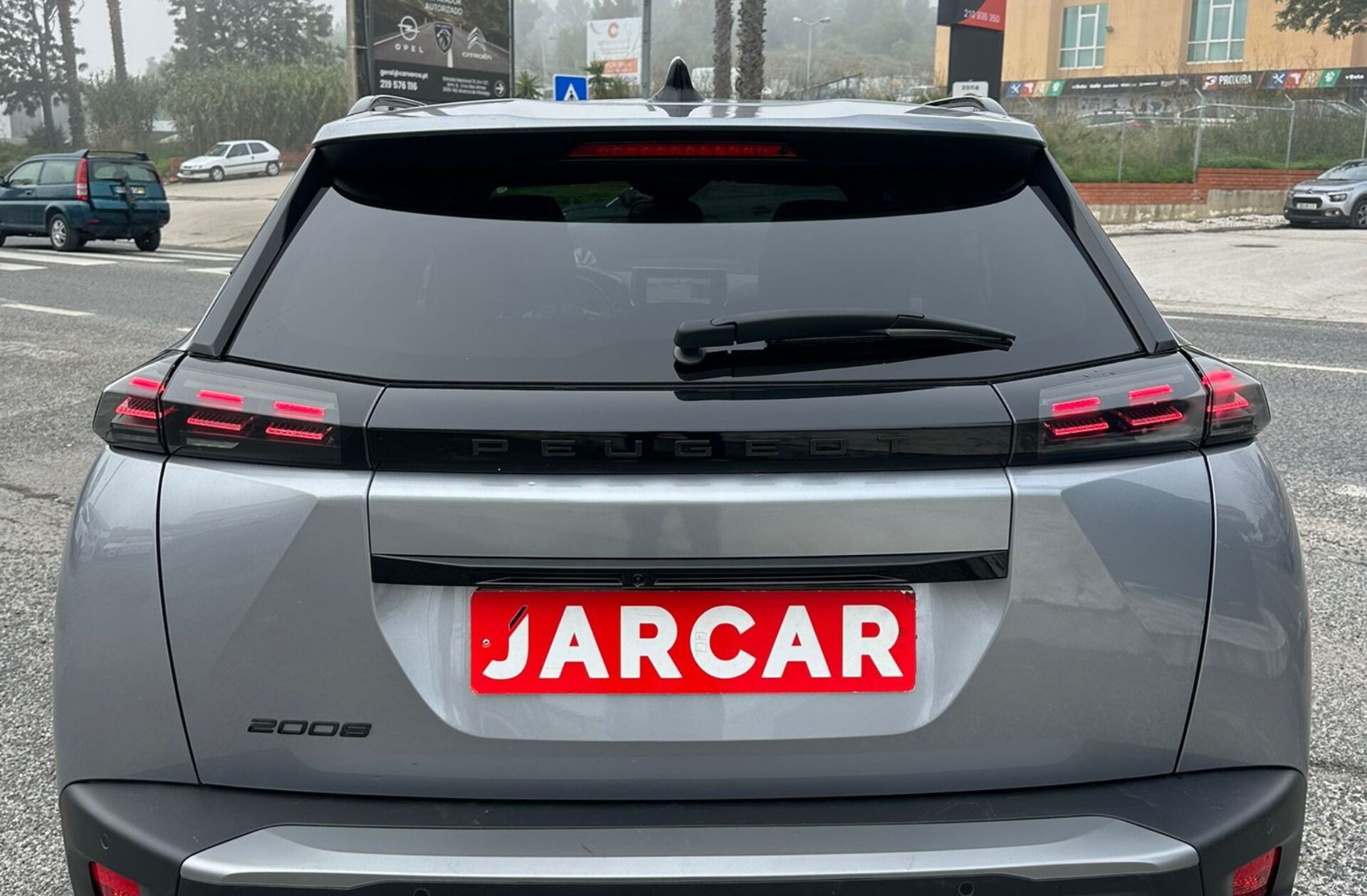 PEUGEOT 2008 1.2 PureTech Allure