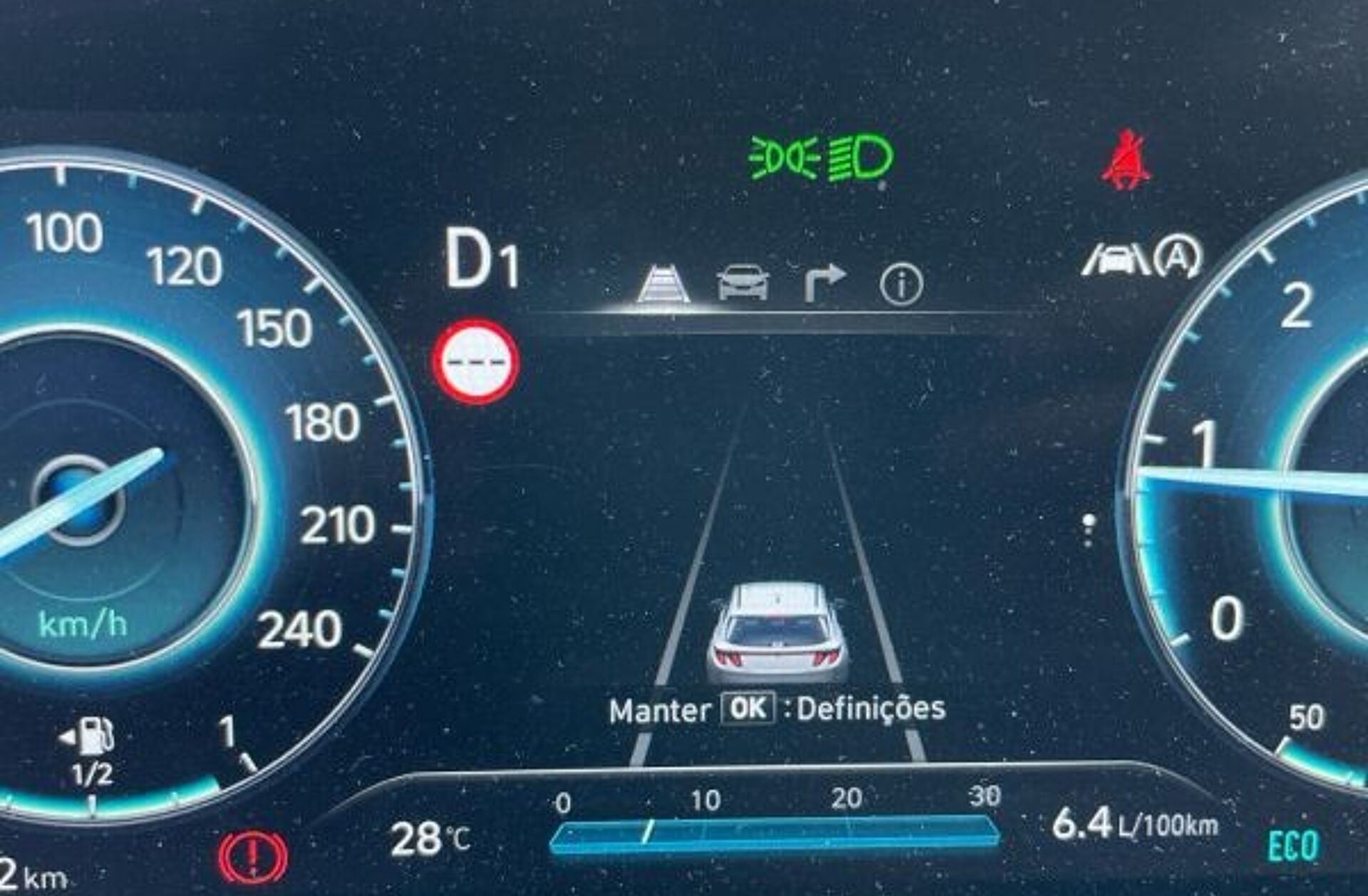 HYUNDAI Tucson 1.6 CRDi Vanguard DCT