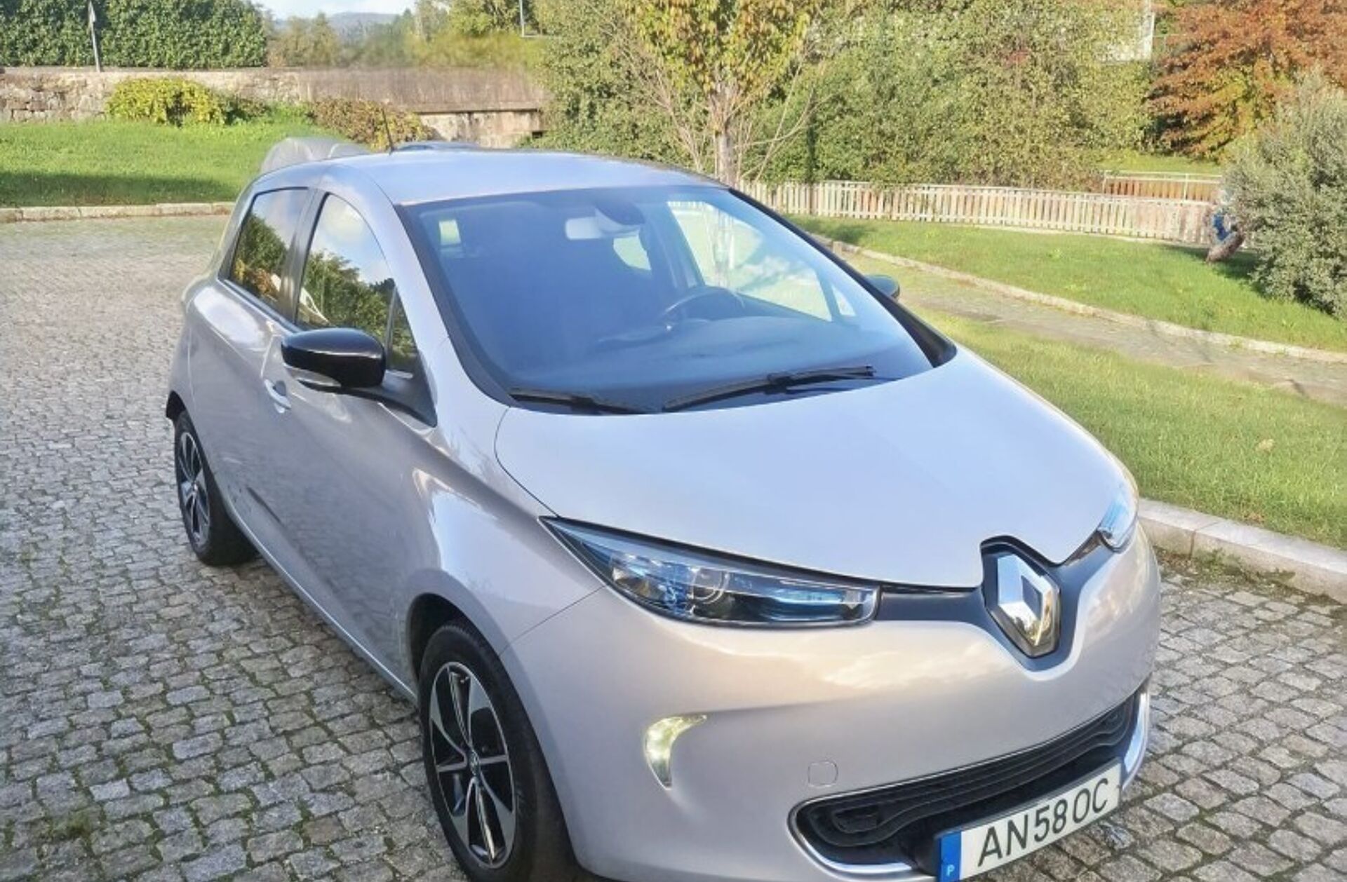 RENAULT ZOE Life 40