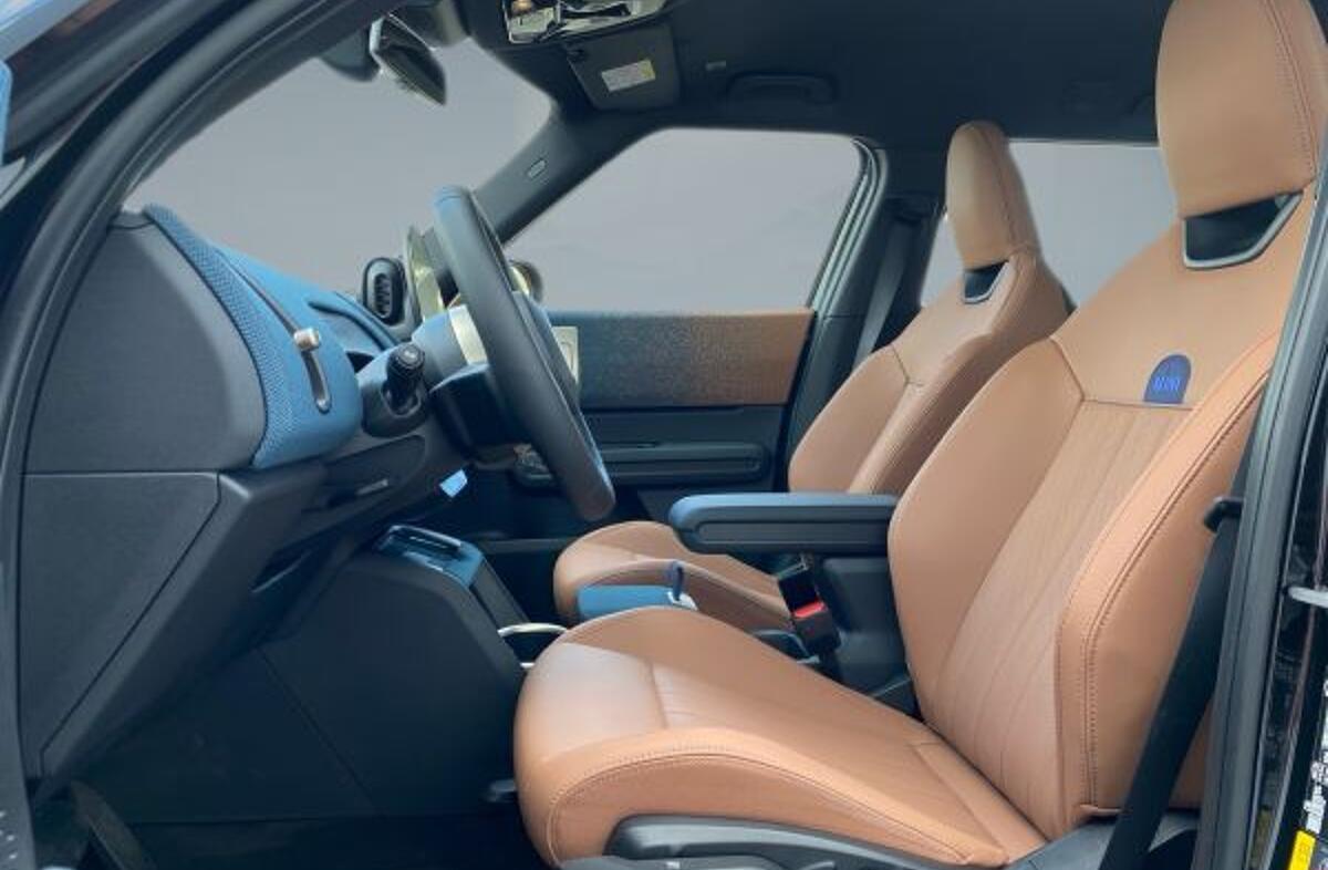 MINI Mini Countryman E Favoured M