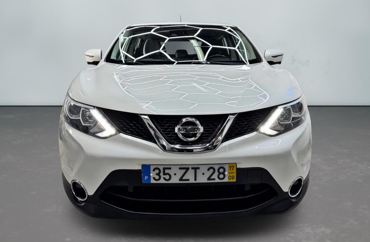 NISSAN Qashqai 1.5 dCi N-Connecta
