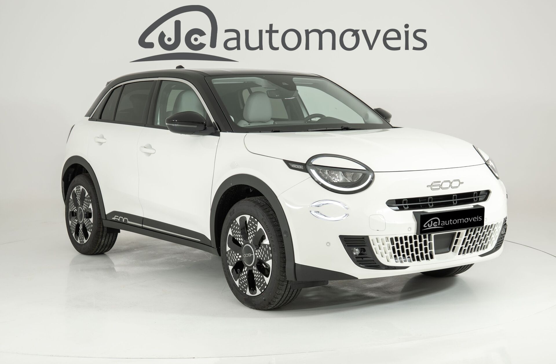 FIAT 600 1.2 Hybrid La Prima