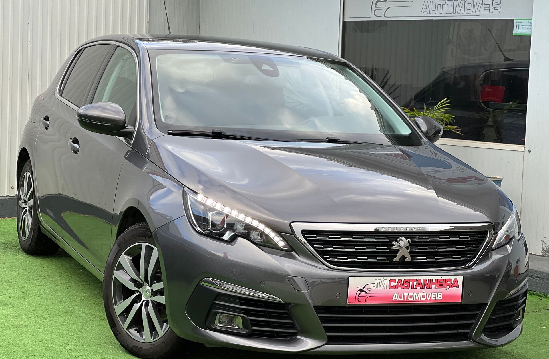 PEUGEOT 308 1.2 PureTech Allure EAT8