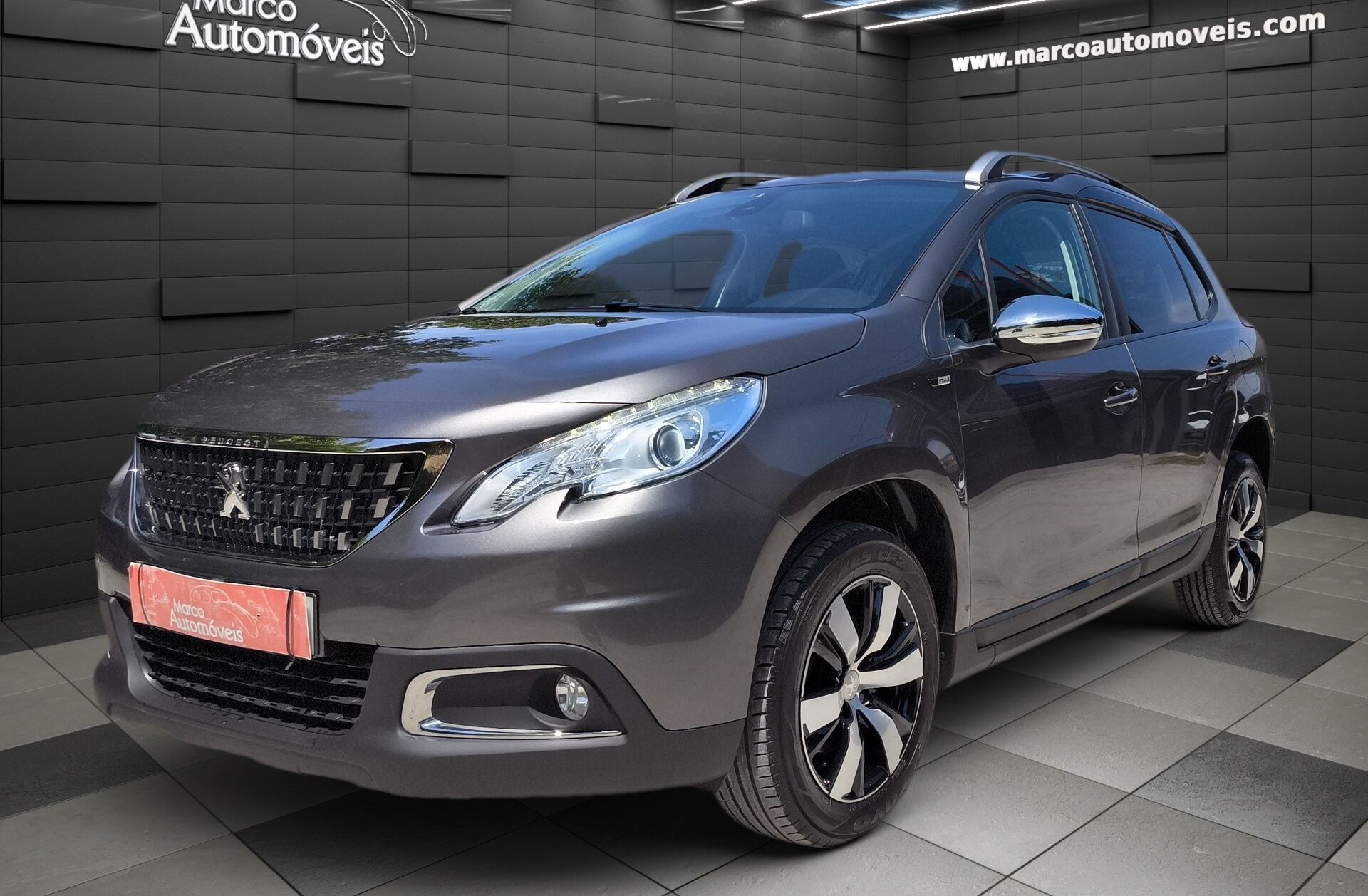 PEUGEOT 2008 1.2 PureTech Style