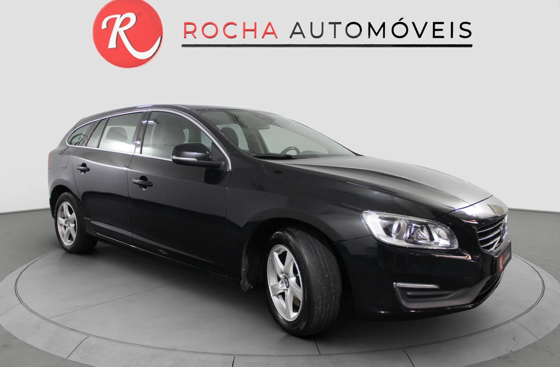 VOLVO V60 2.0 D4 Momentum Eco
