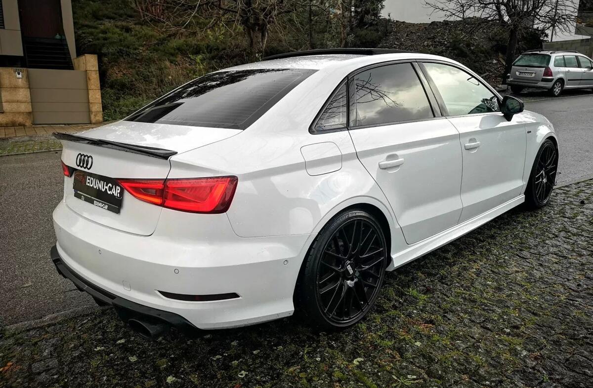 AUDI A3 2.0 TDi S-line