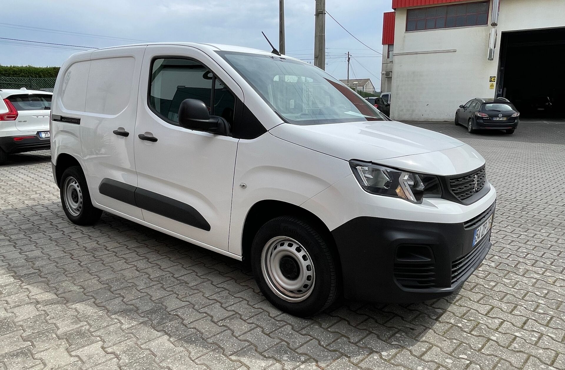 PEUGEOT Partner 1.5 BlueHDi Pro Standard