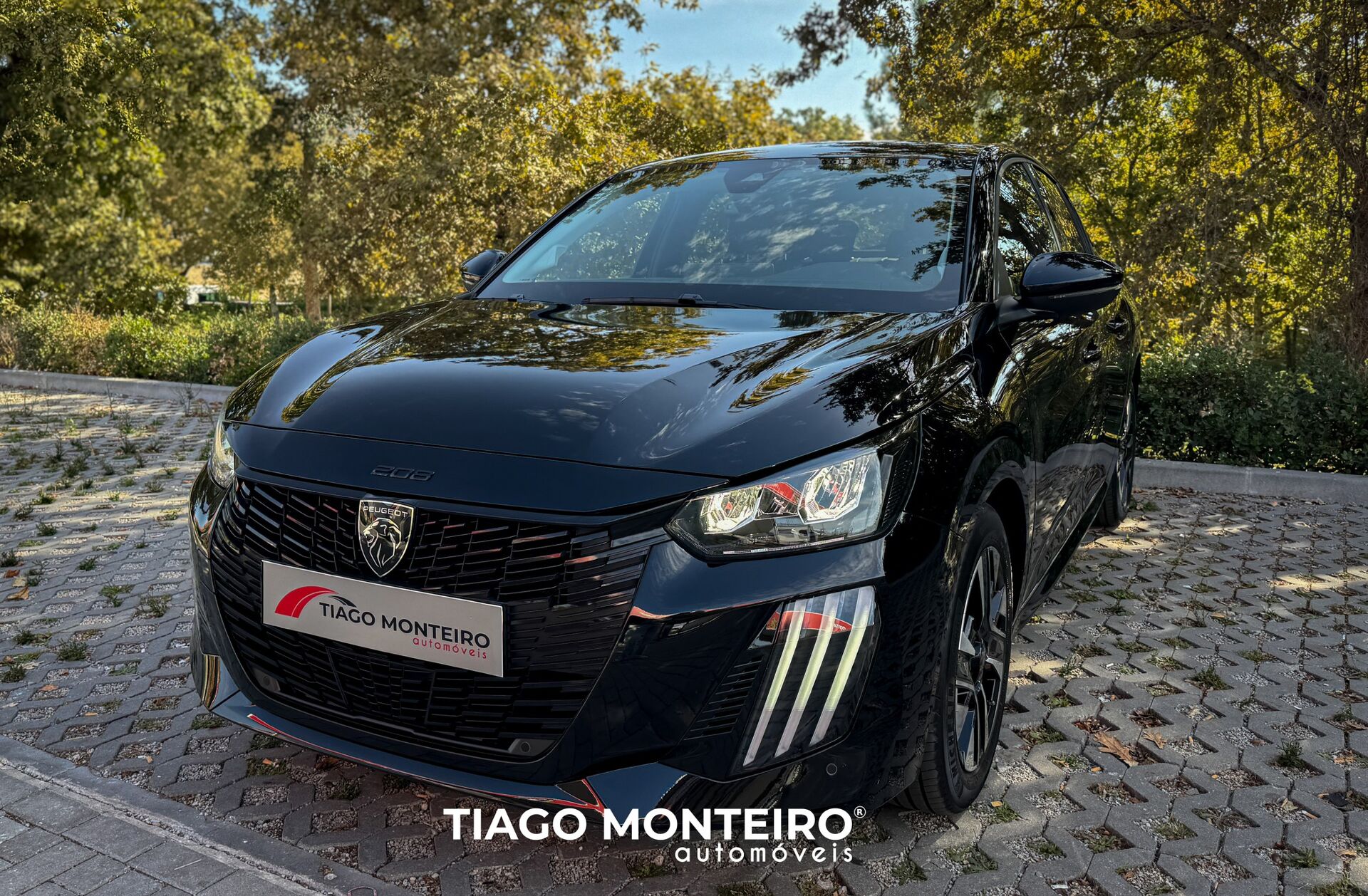 PEUGEOT 208 1.2 PureTech Allure