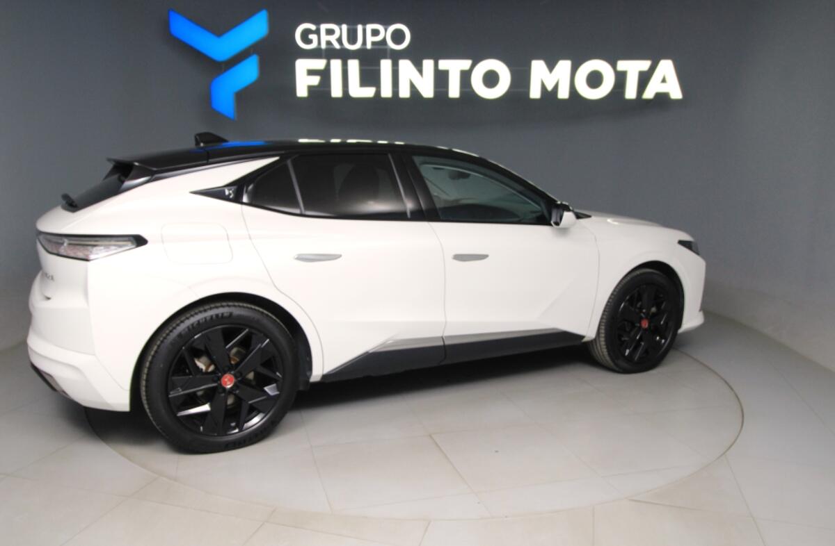 DS DS 4 E-Tense Performance Line EAT8