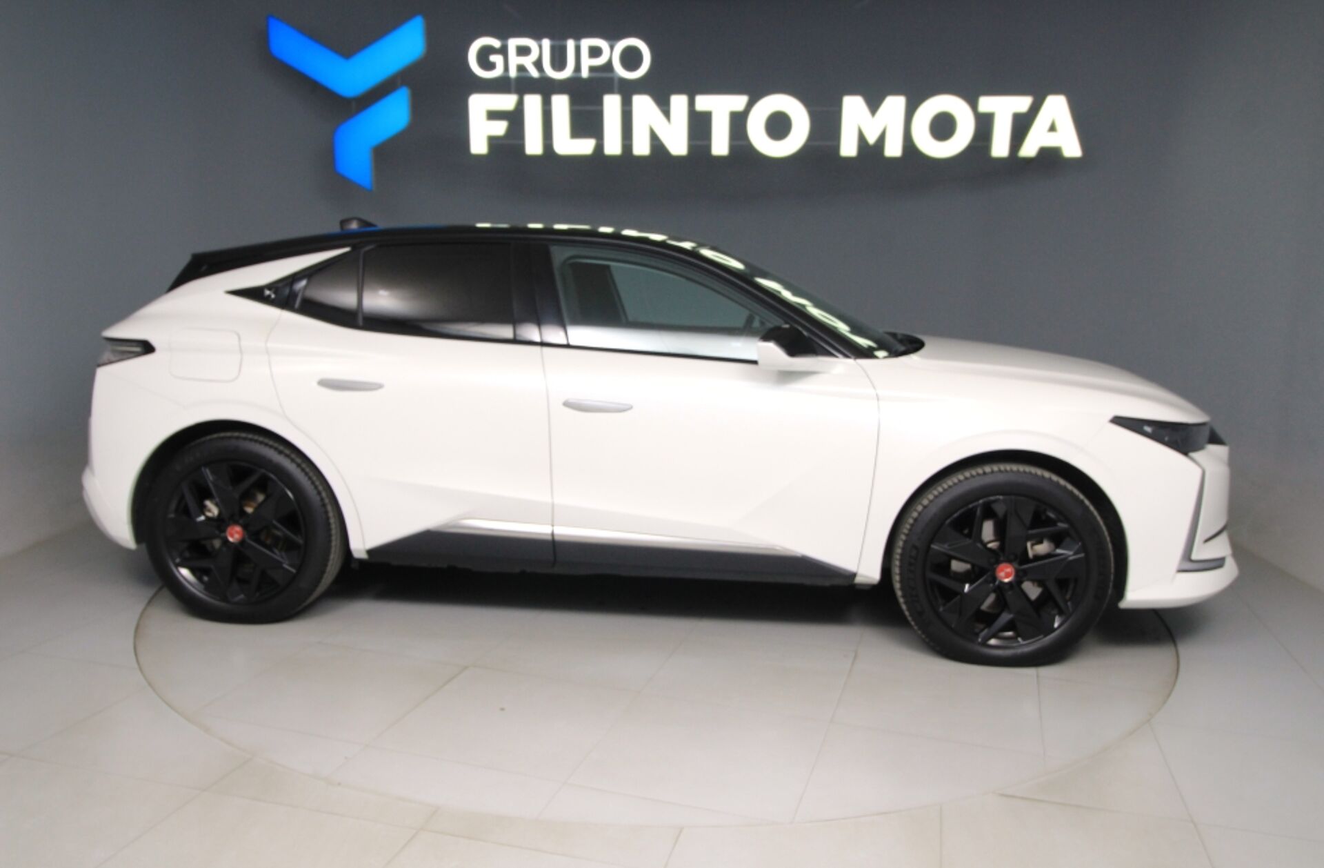 DS DS 4 E-Tense Performance Line EAT8