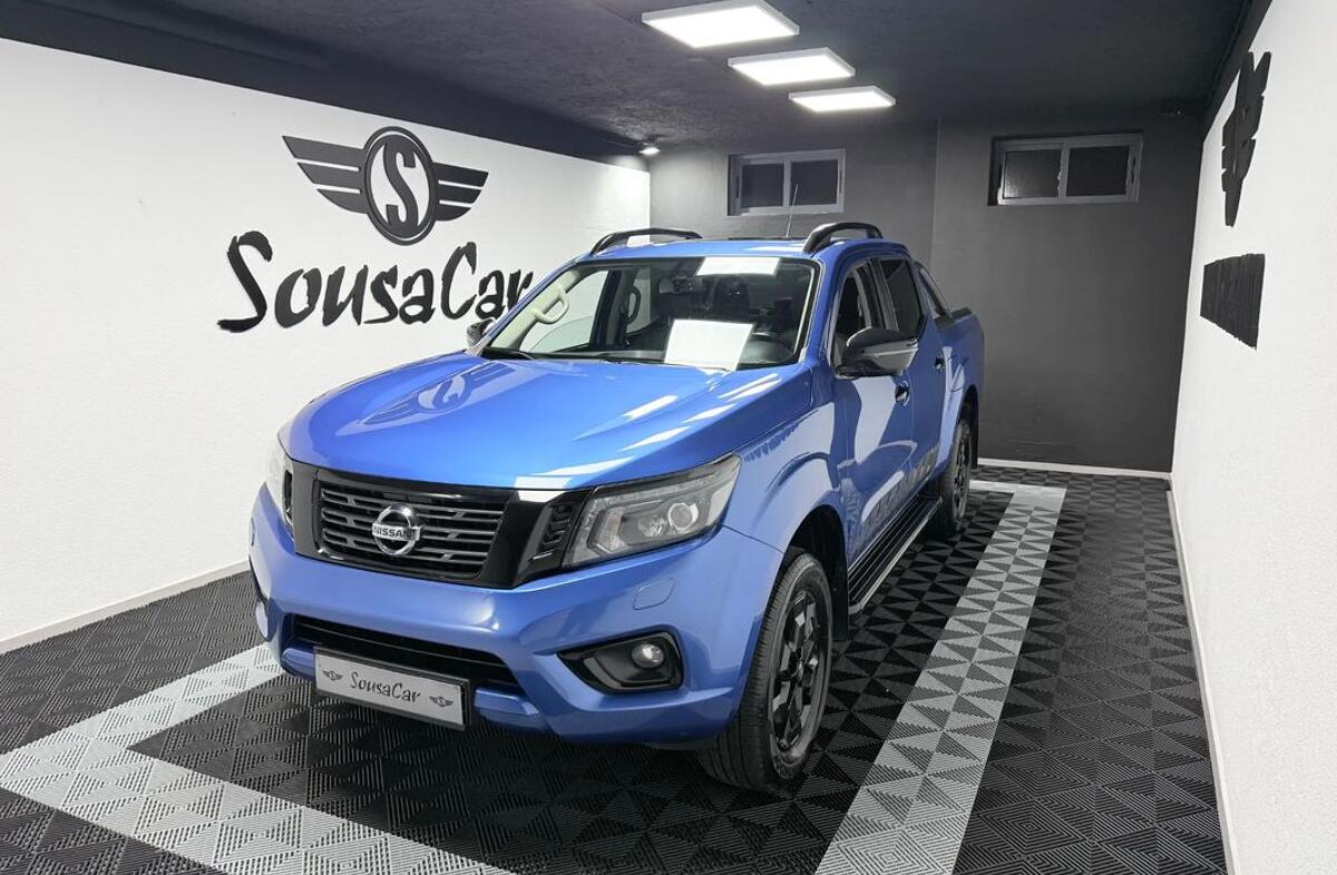 NISSAN Navara 2.3 dCi CD 4WD N-Guard Auto