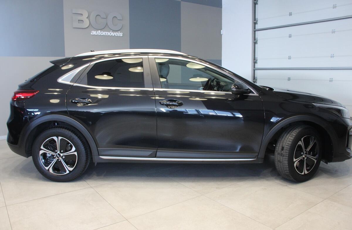 KIA XCeed 1.6 GDi PHEV Drive
