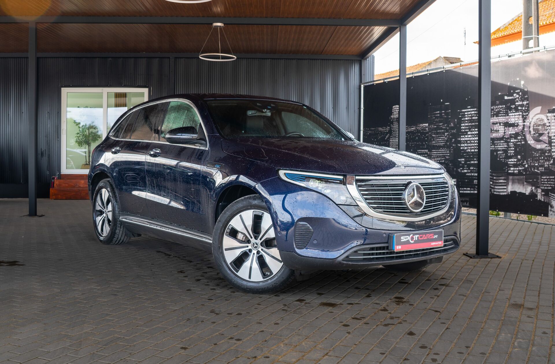 MERCEDES EQC 400 4Matic