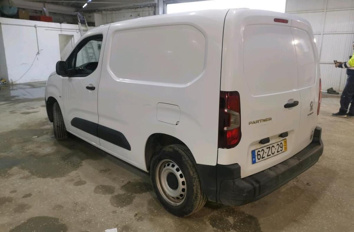PEUGEOT Partner 1.6 BlueHDi L1 Pro