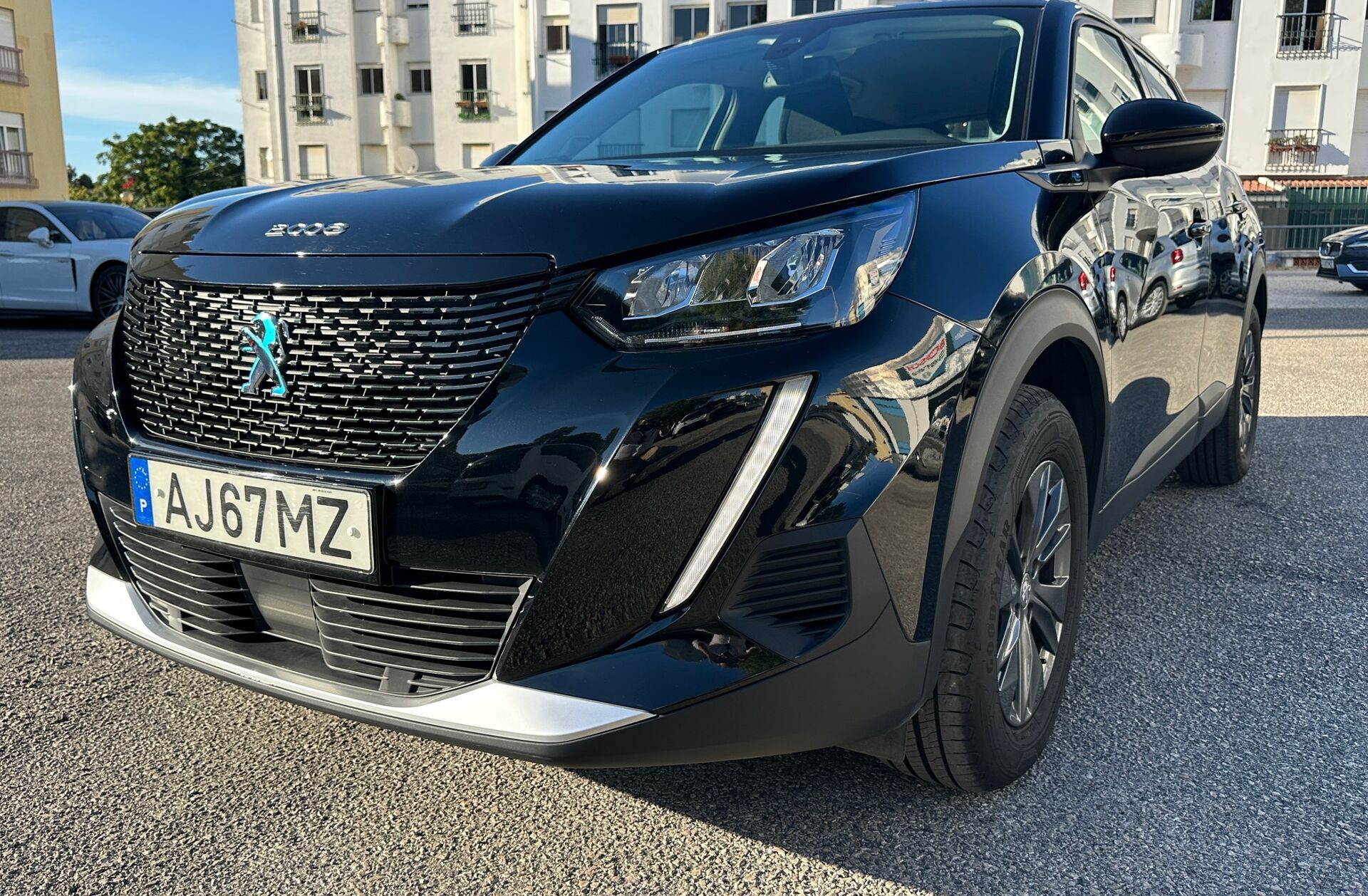 PEUGEOT 2008 e- 50 kWh GT