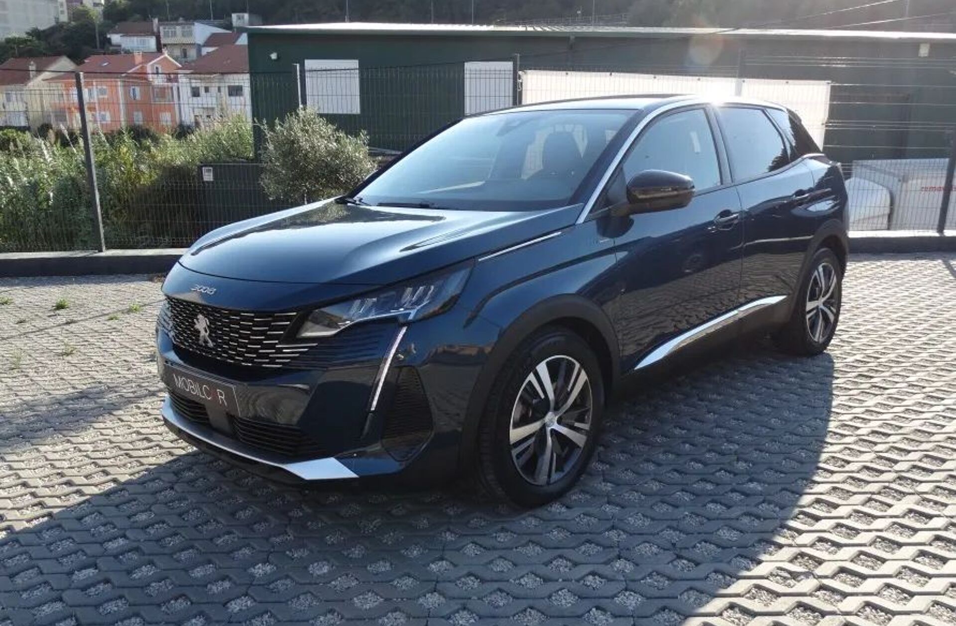 PEUGEOT 3008 1.6 Hybrid Allure e-EAT8