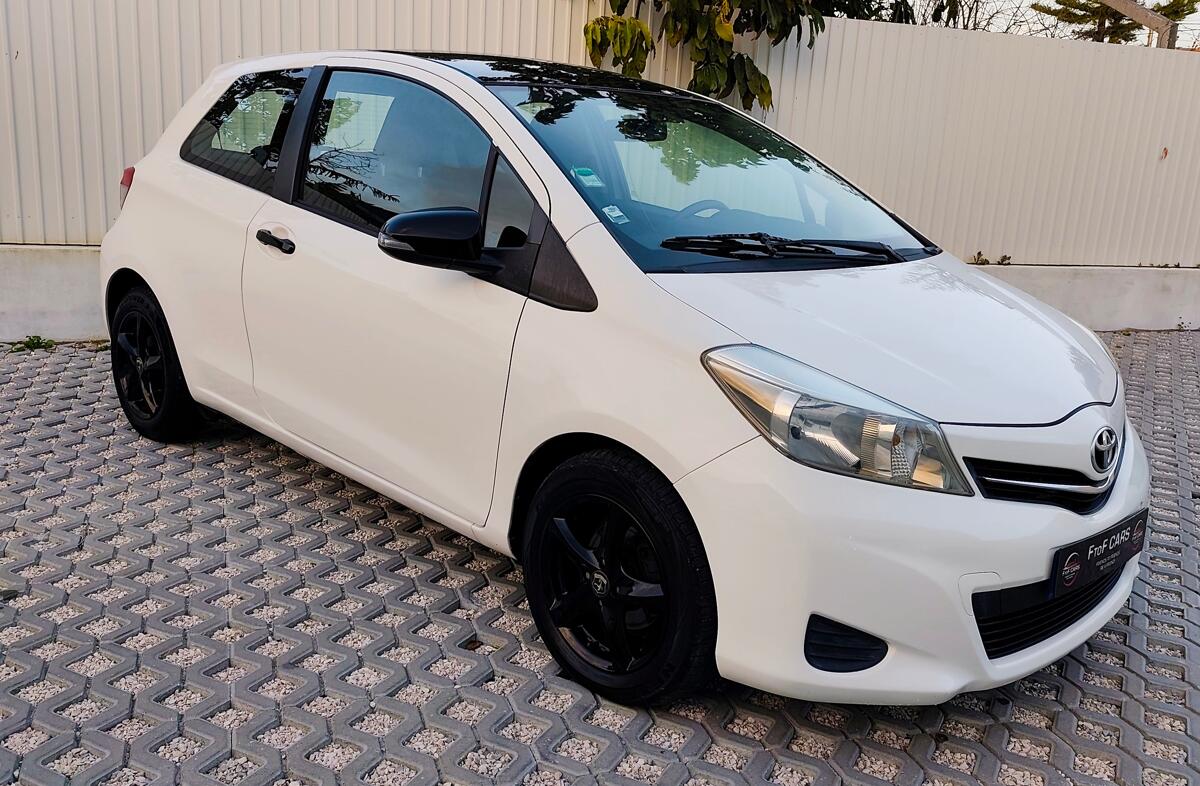 TOYOTA Yaris 1.4 D-4D Comfort+Navi