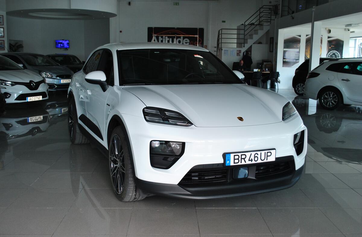 PORSCHE Macan 4S