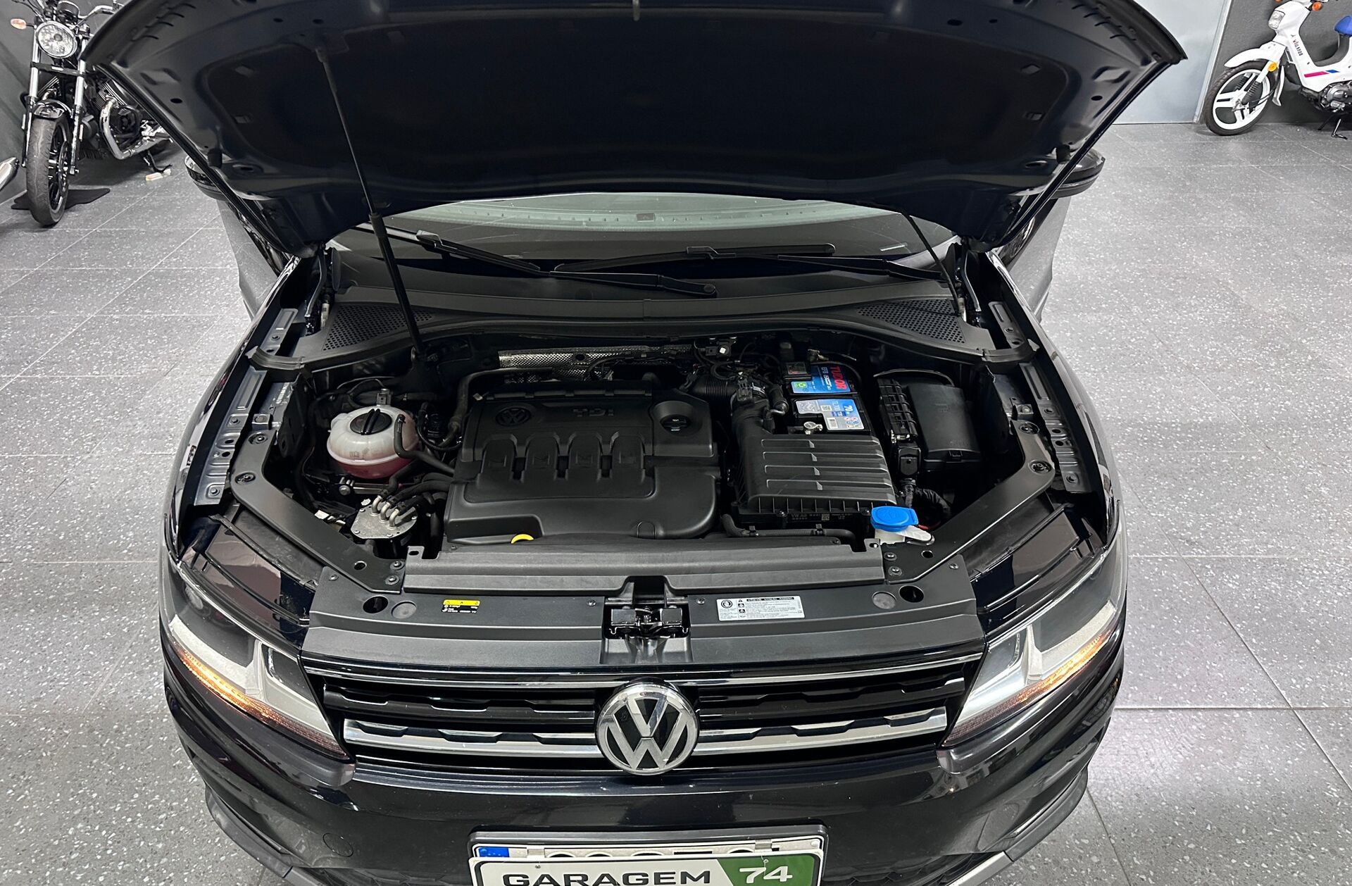 VOLKSWAGEN Tiguan 1.6 TDI Confortline