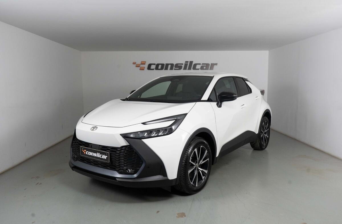 TOYOTA C-HR 2.0 HDF Plug-in Lounge