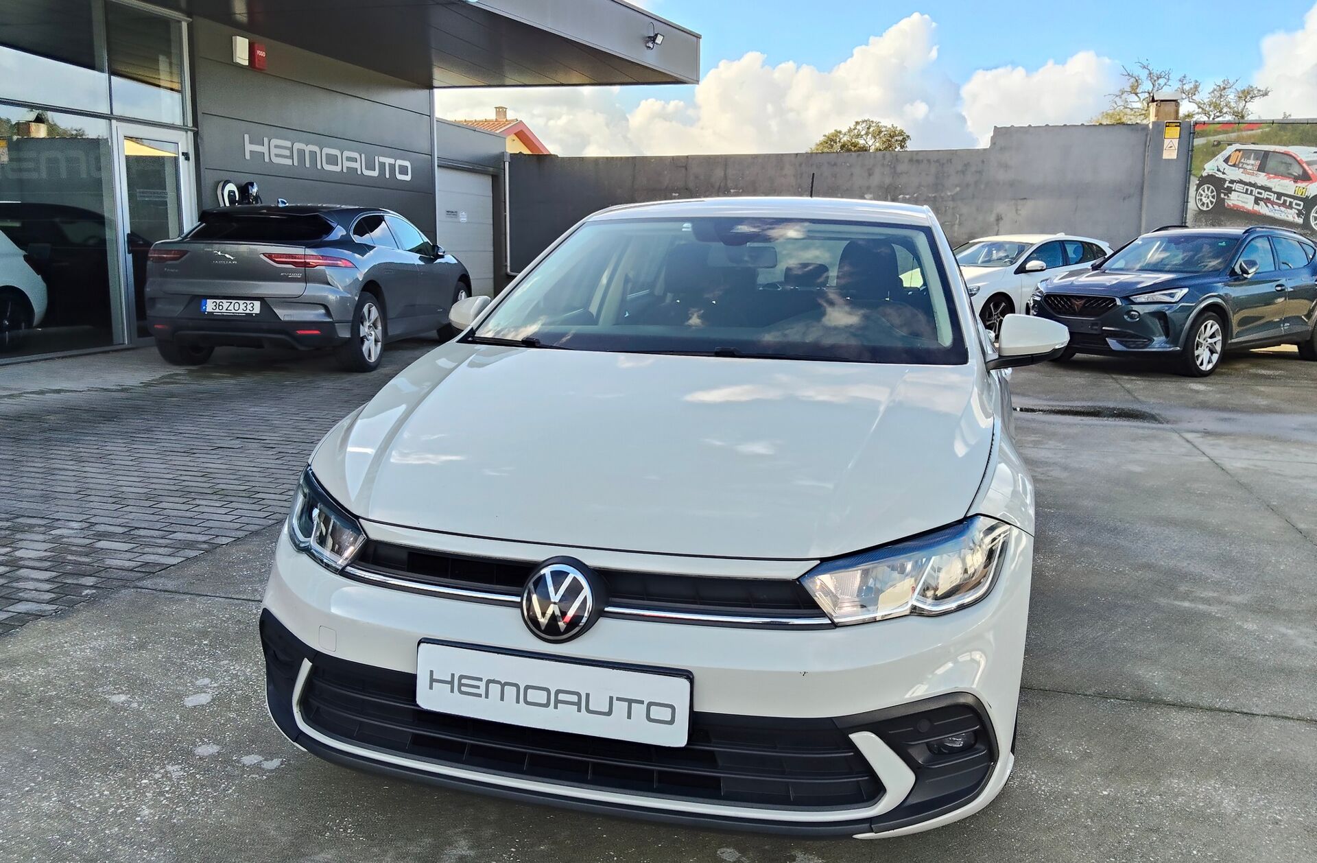 VOLKSWAGEN Polo 1.0 Confortline