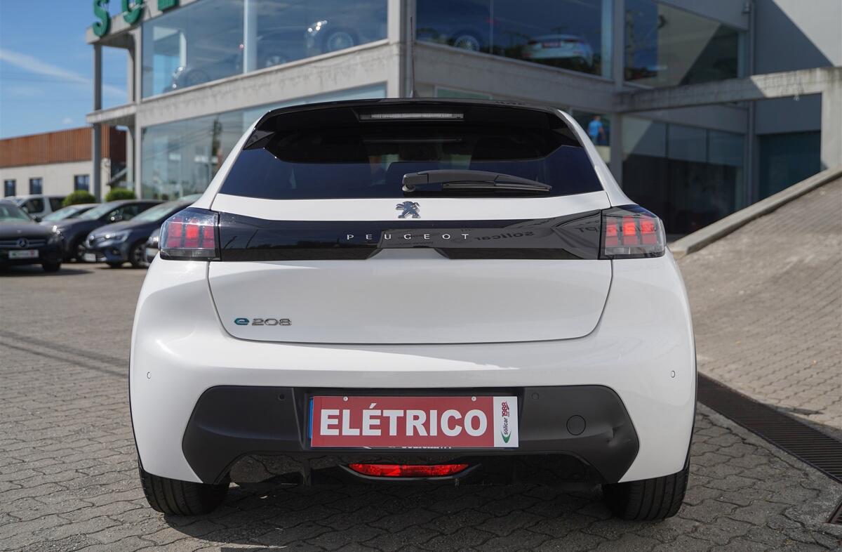 PEUGEOT 208 e- 50 kWh Active Pack
