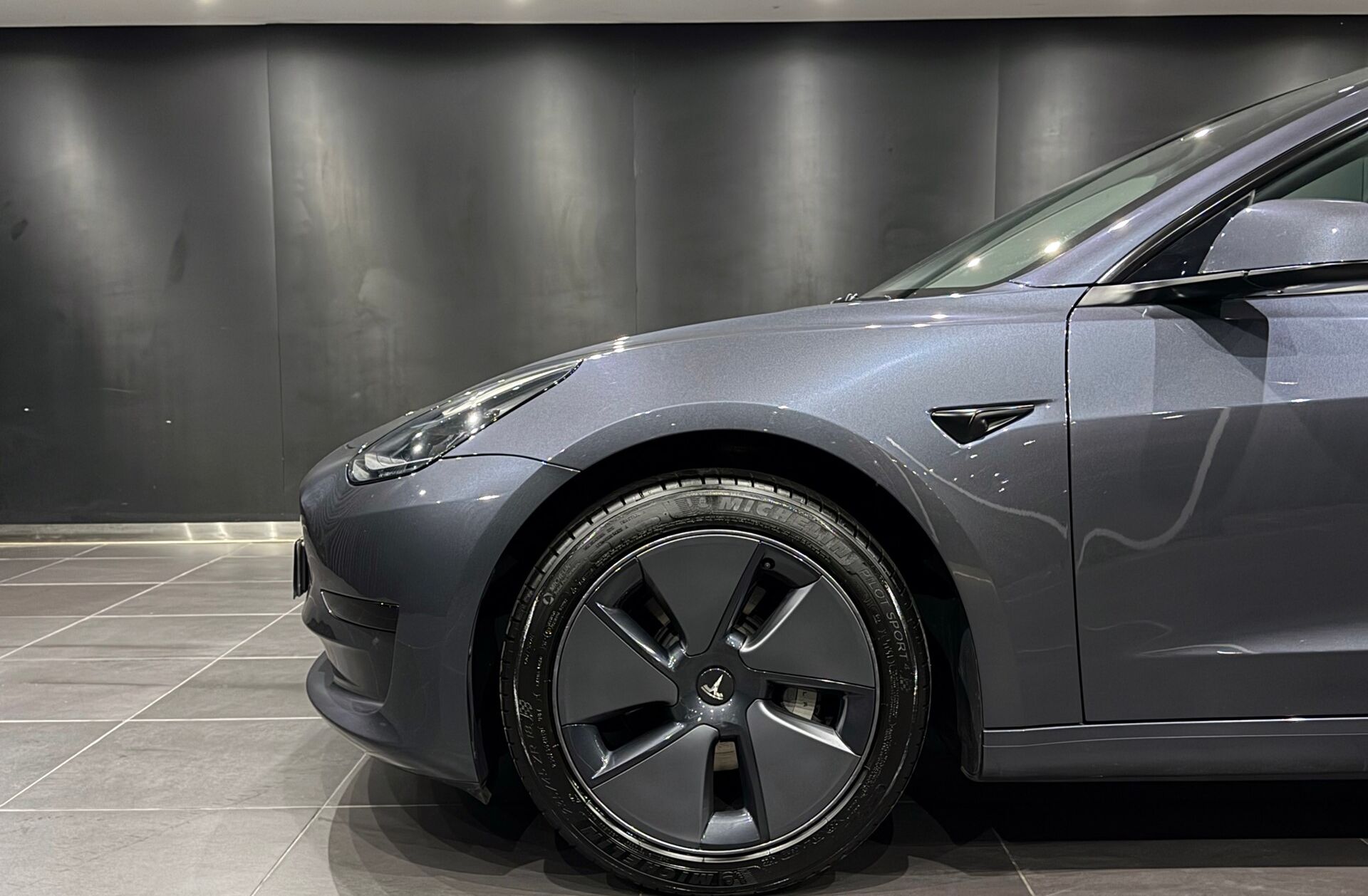 TESLA Model 3 Long Range Tração Traseira