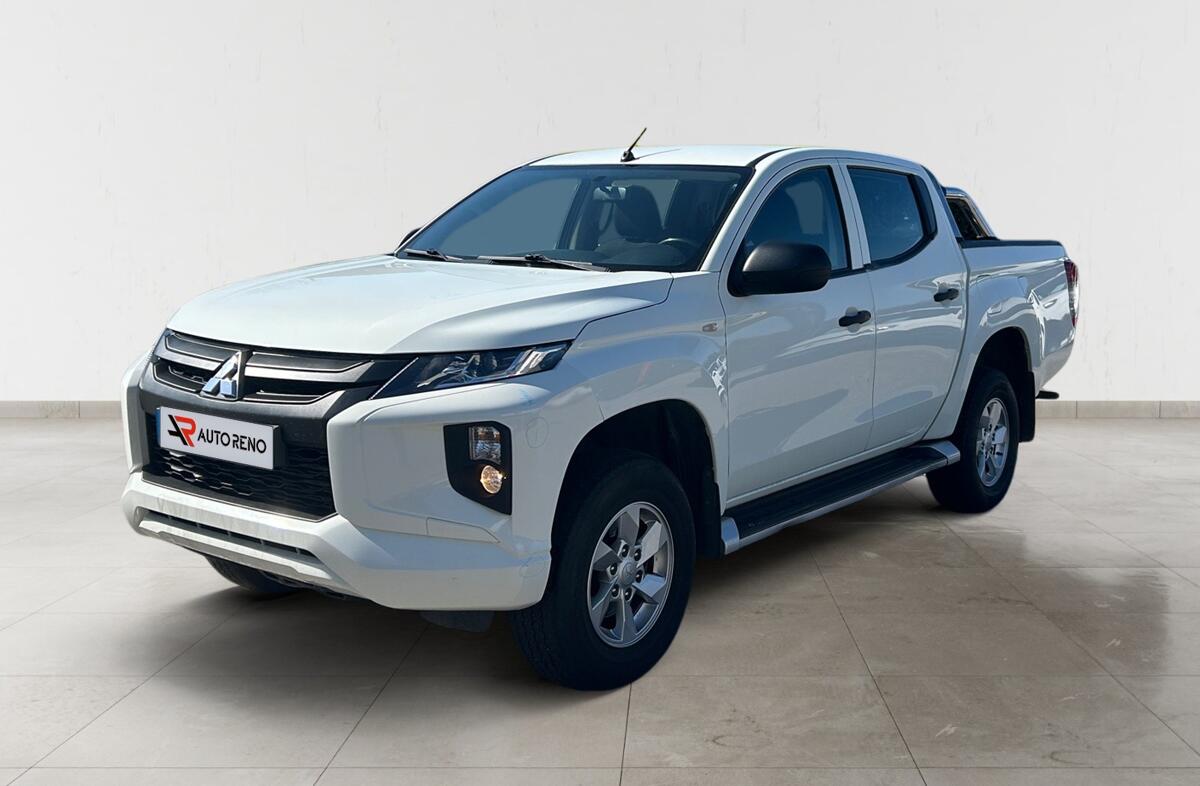 MITSUBISHI L 200 2.3 DI-D Space Cab Invite 2WD