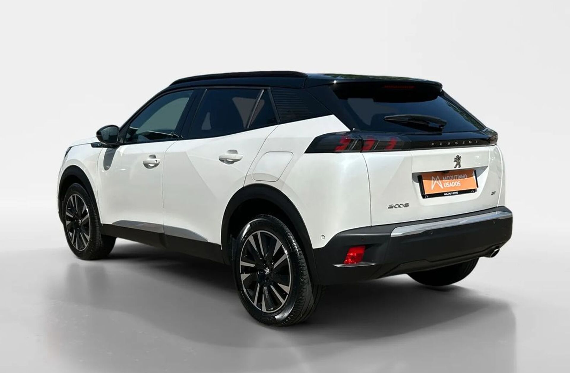 PEUGEOT 2008 1.5 BlueHDi GT EAT8