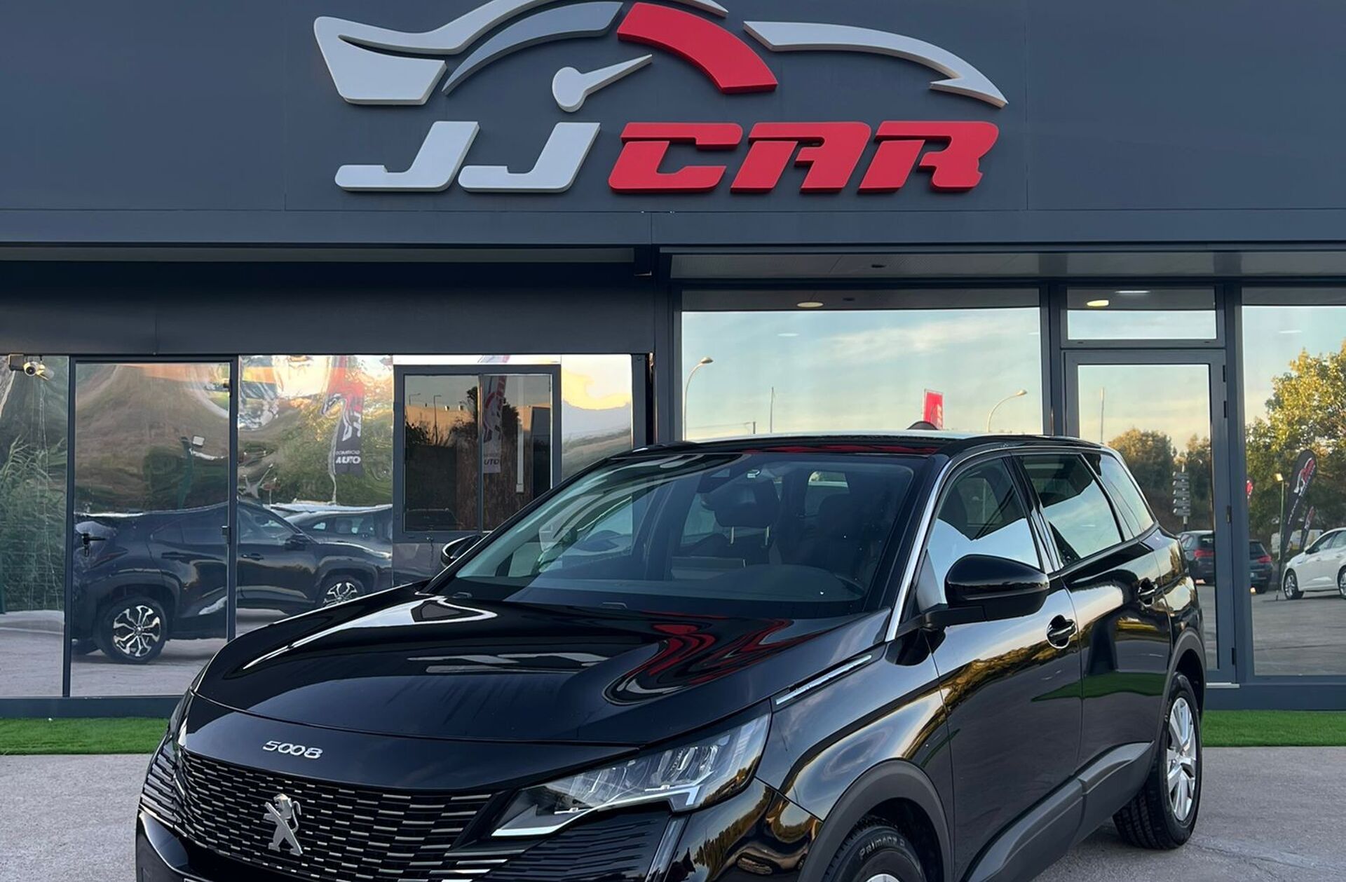 PEUGEOT 5008 1.5 BlueHDi Active Pack