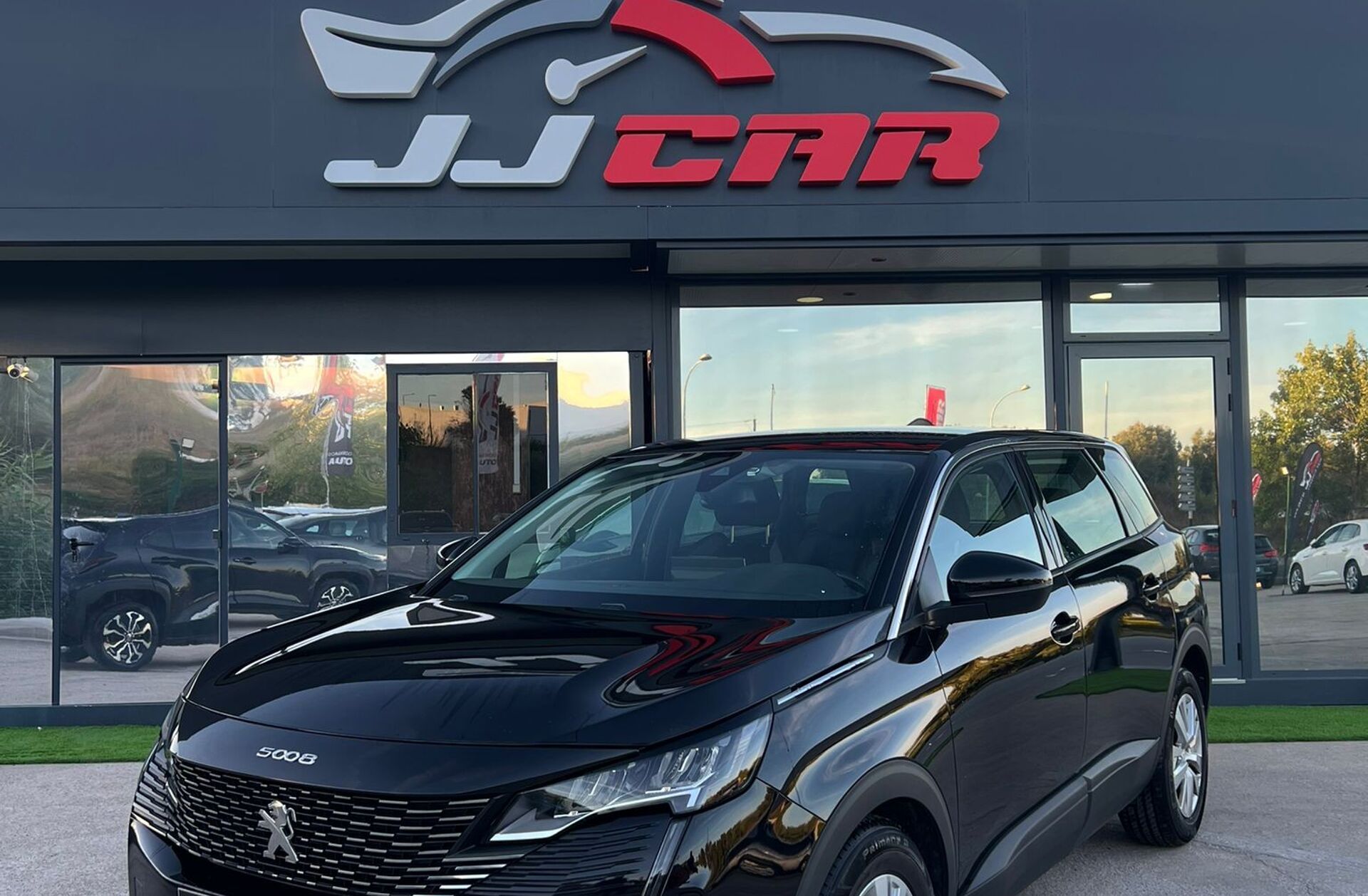 PEUGEOT 5008 1.5 BlueHDi Active Pack