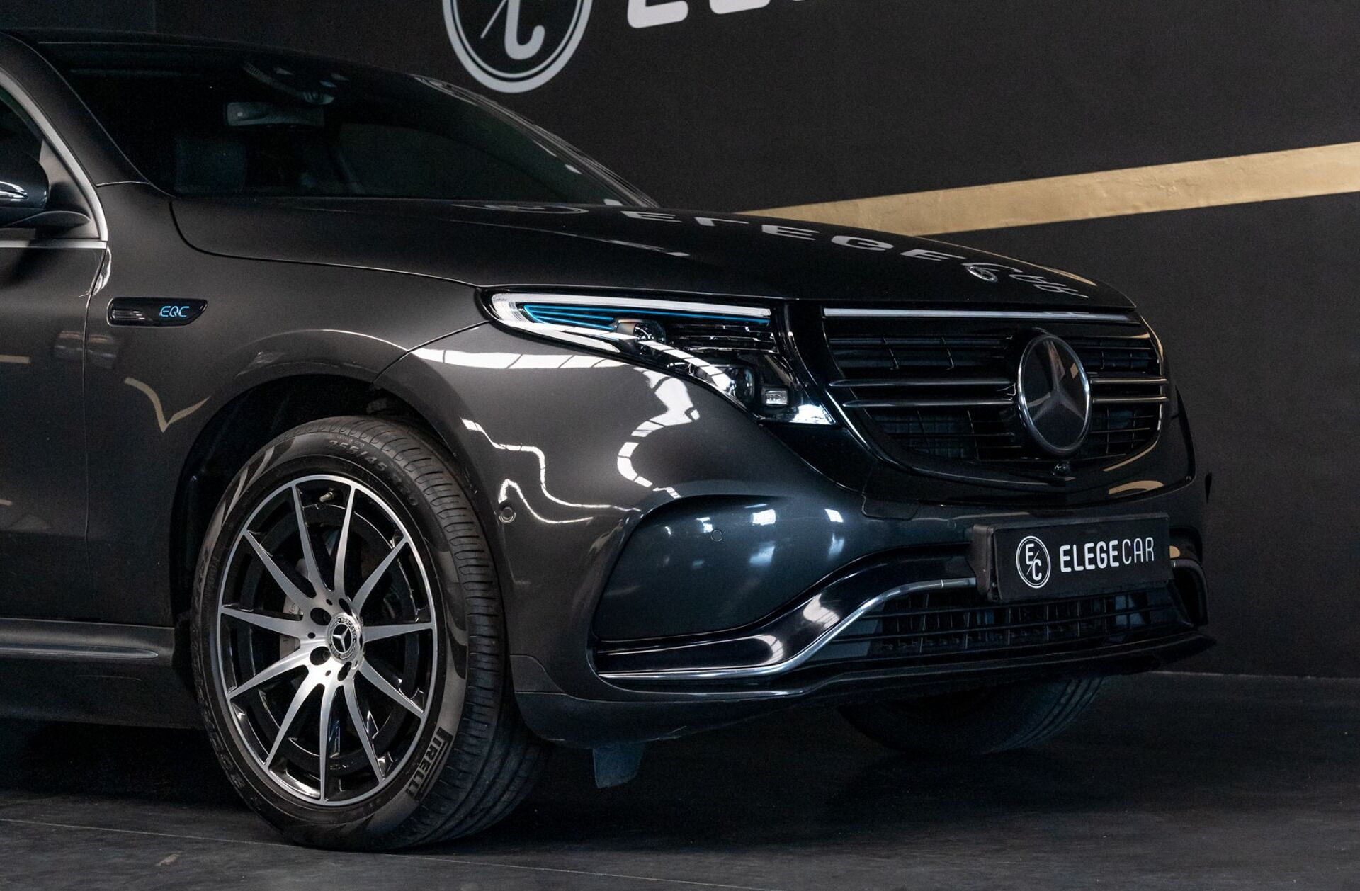 MERCEDES EQC 400 4Matic