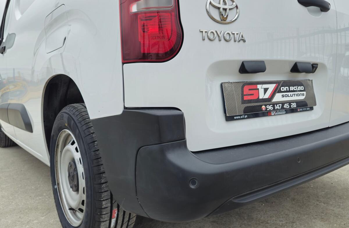 TOYOTA Proace City 1.5D L2 Comfort Plus