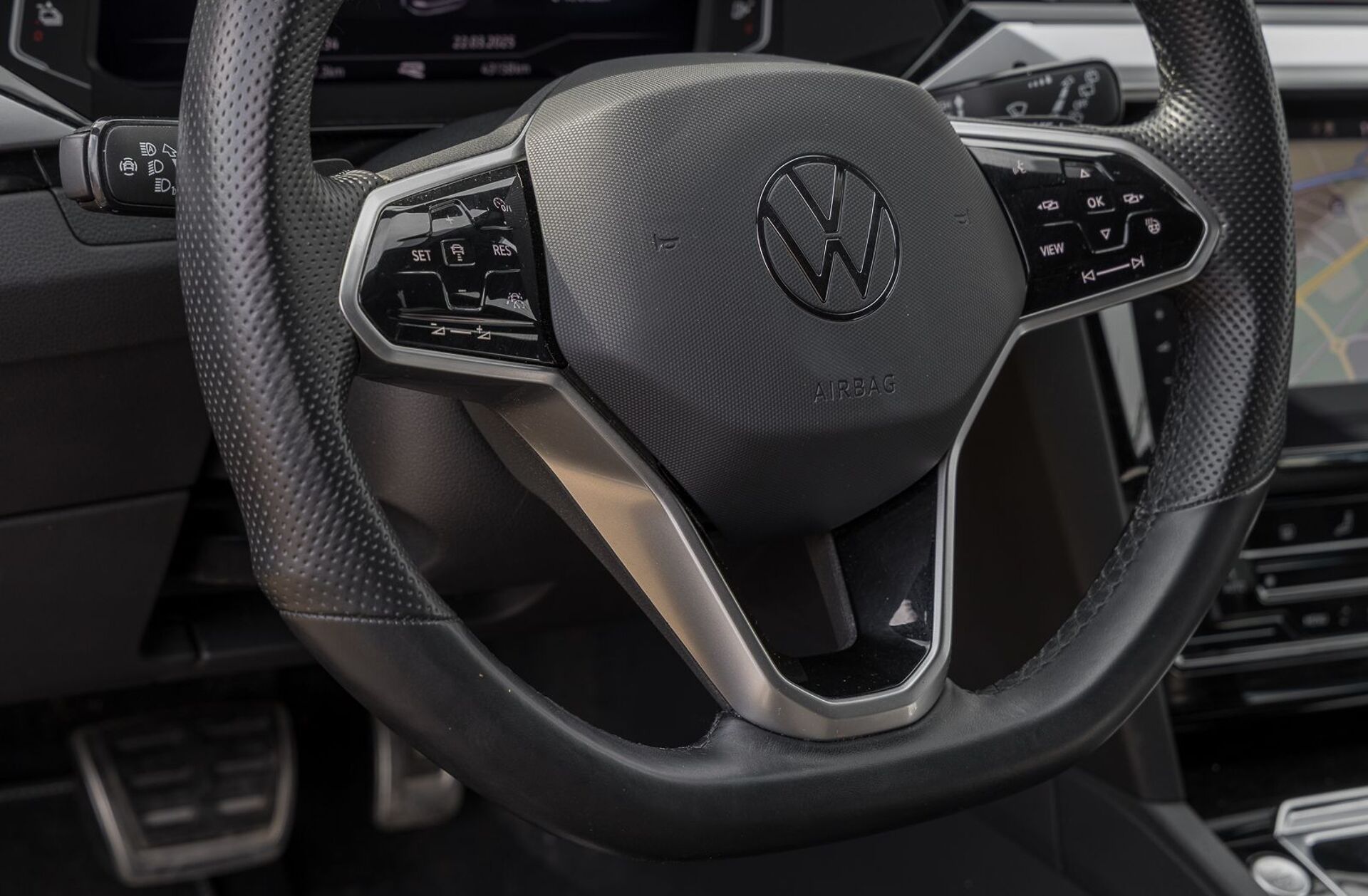 VOLKSWAGEN Arteon 1.4 TSI eHybrid R-Line