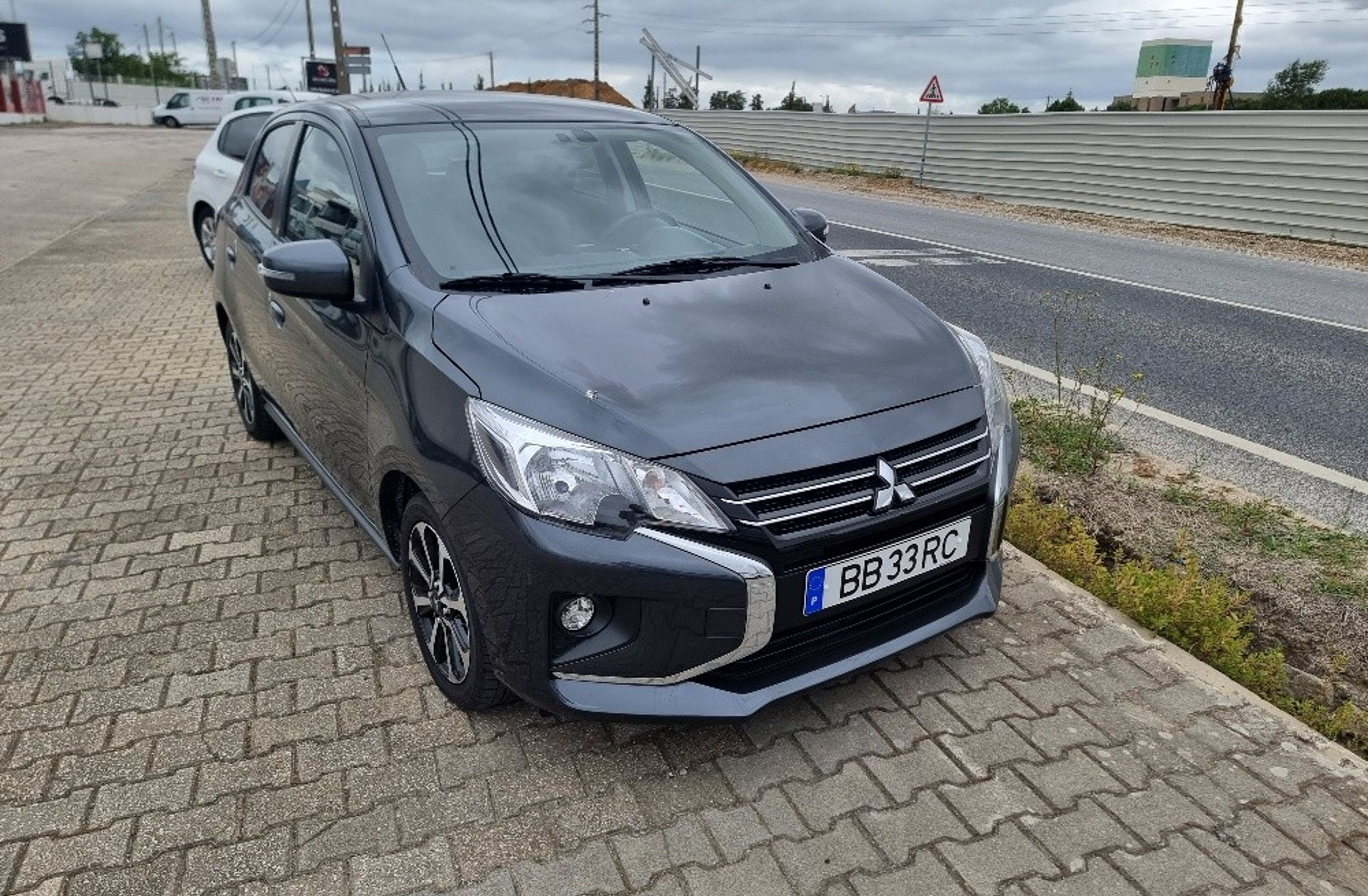 MITSUBISHI Space Star 1.2 Intense Connect Edition