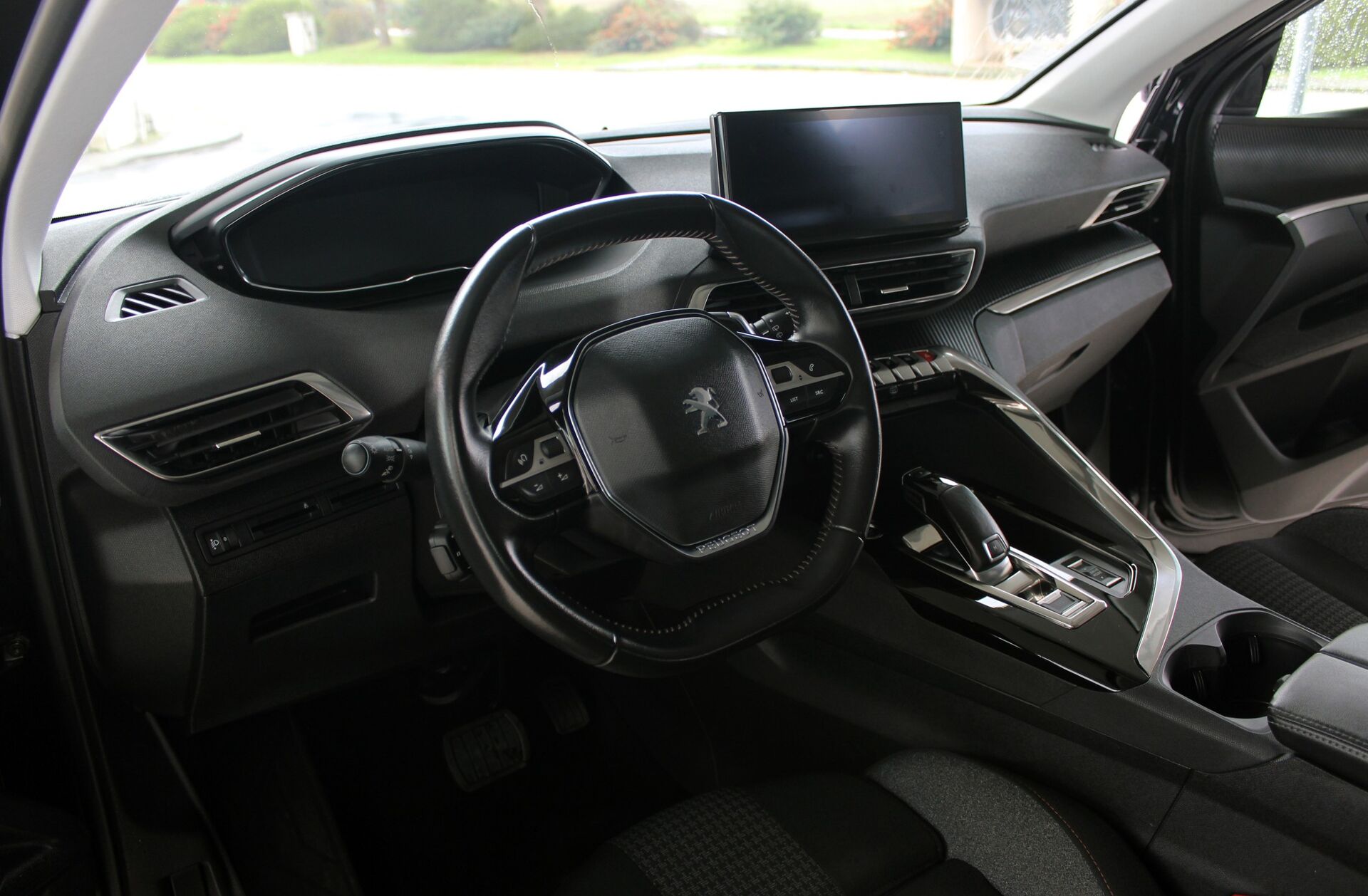 PEUGEOT 3008 1.5 BlueHDi Allure Pack EAT8