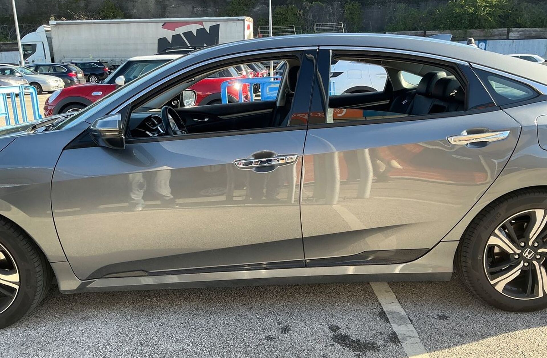 HONDA Civic 1.5 i-VTEC Executive CVT