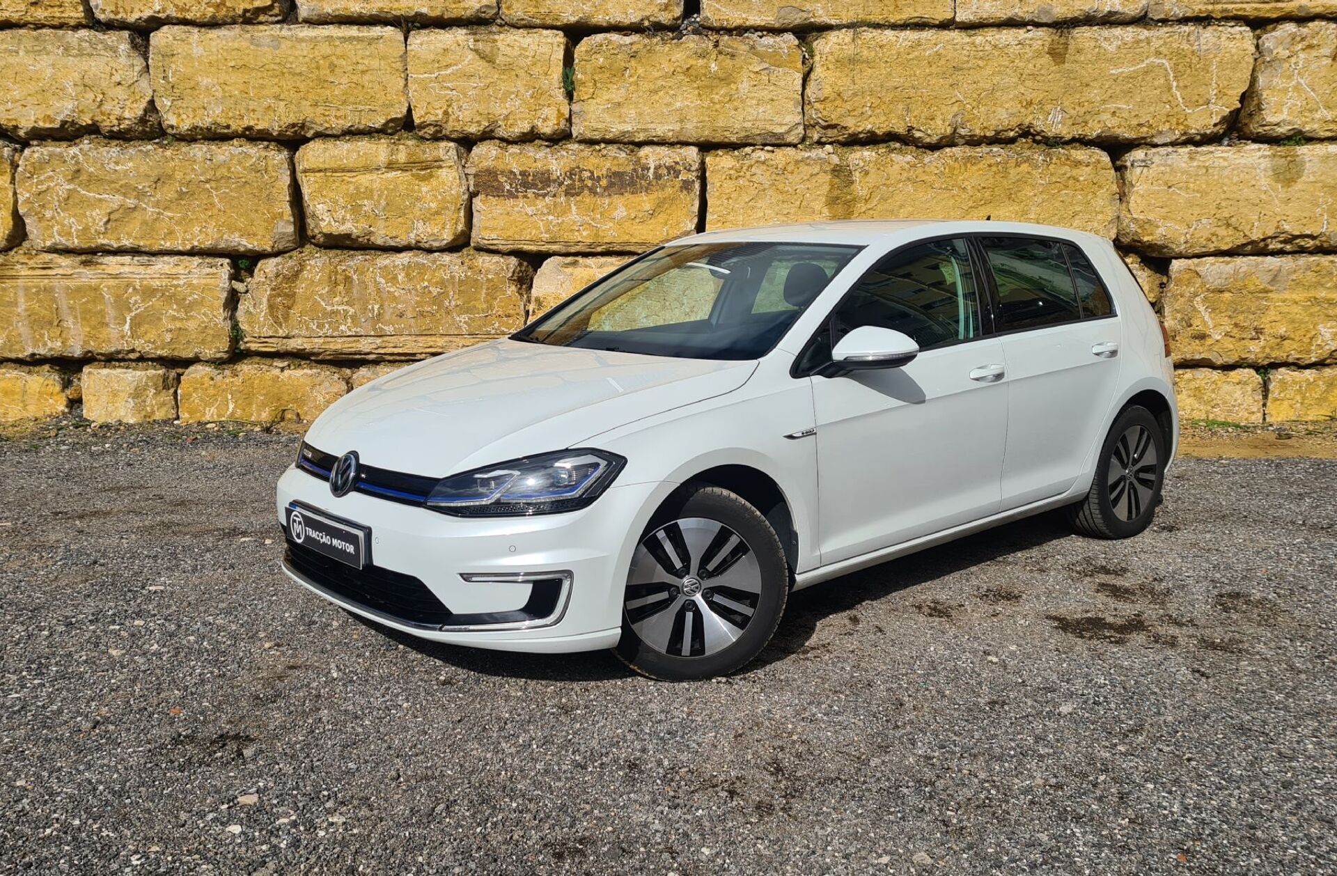 VOLKSWAGEN Golf e- AC/DC