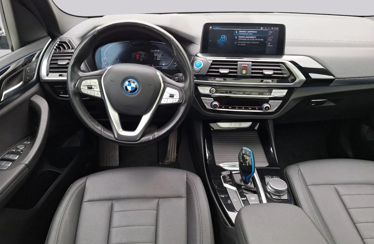 BMW iX3 Inspiring