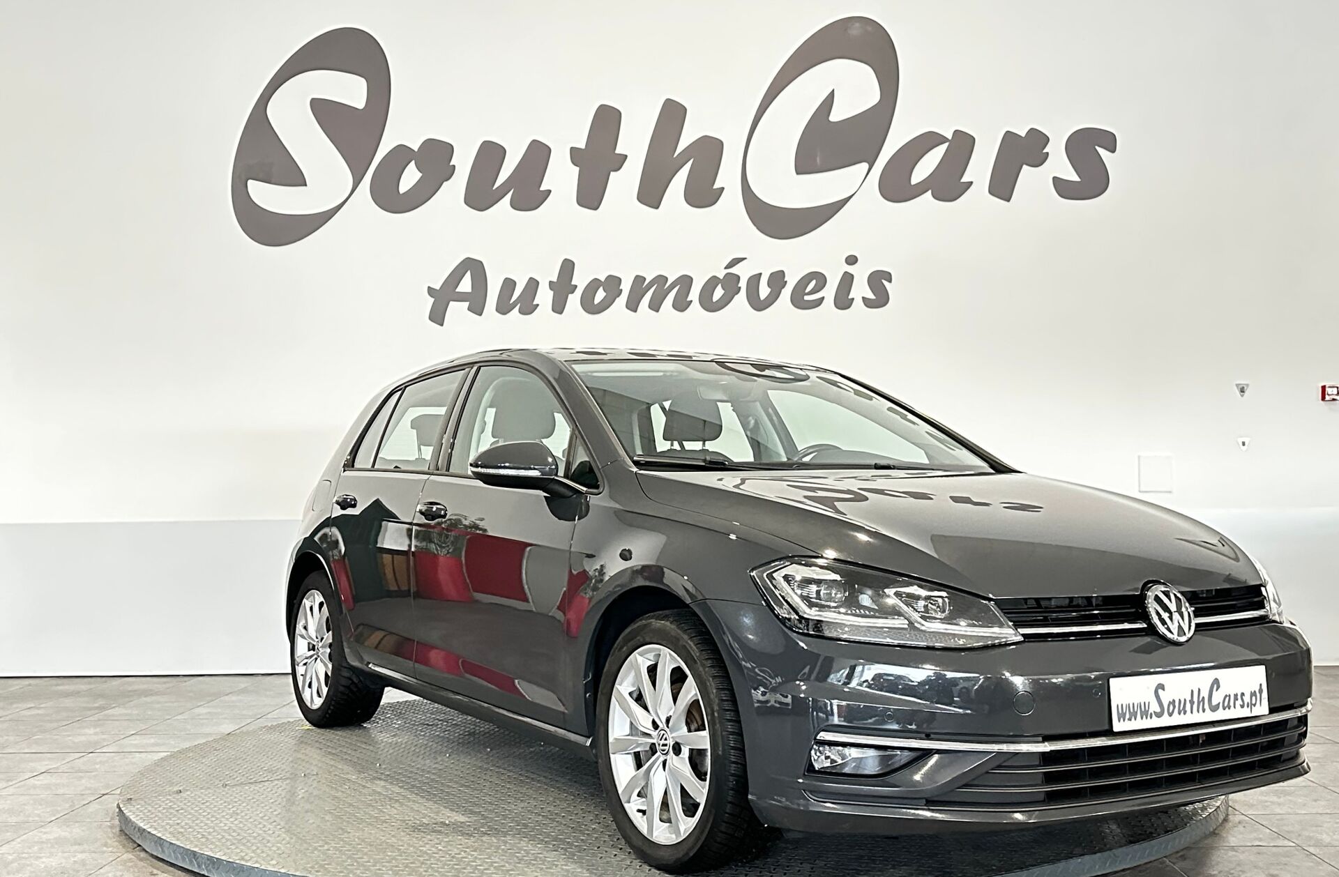 VOLKSWAGEN Golf 1.0 TSI Trendline Pack