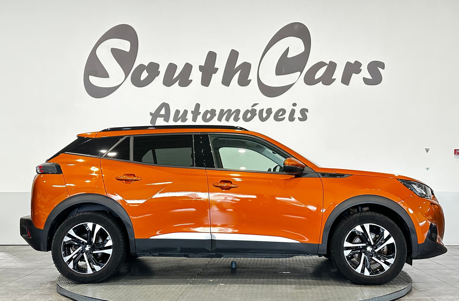 PEUGEOT 2008 e- 50 kWh GT