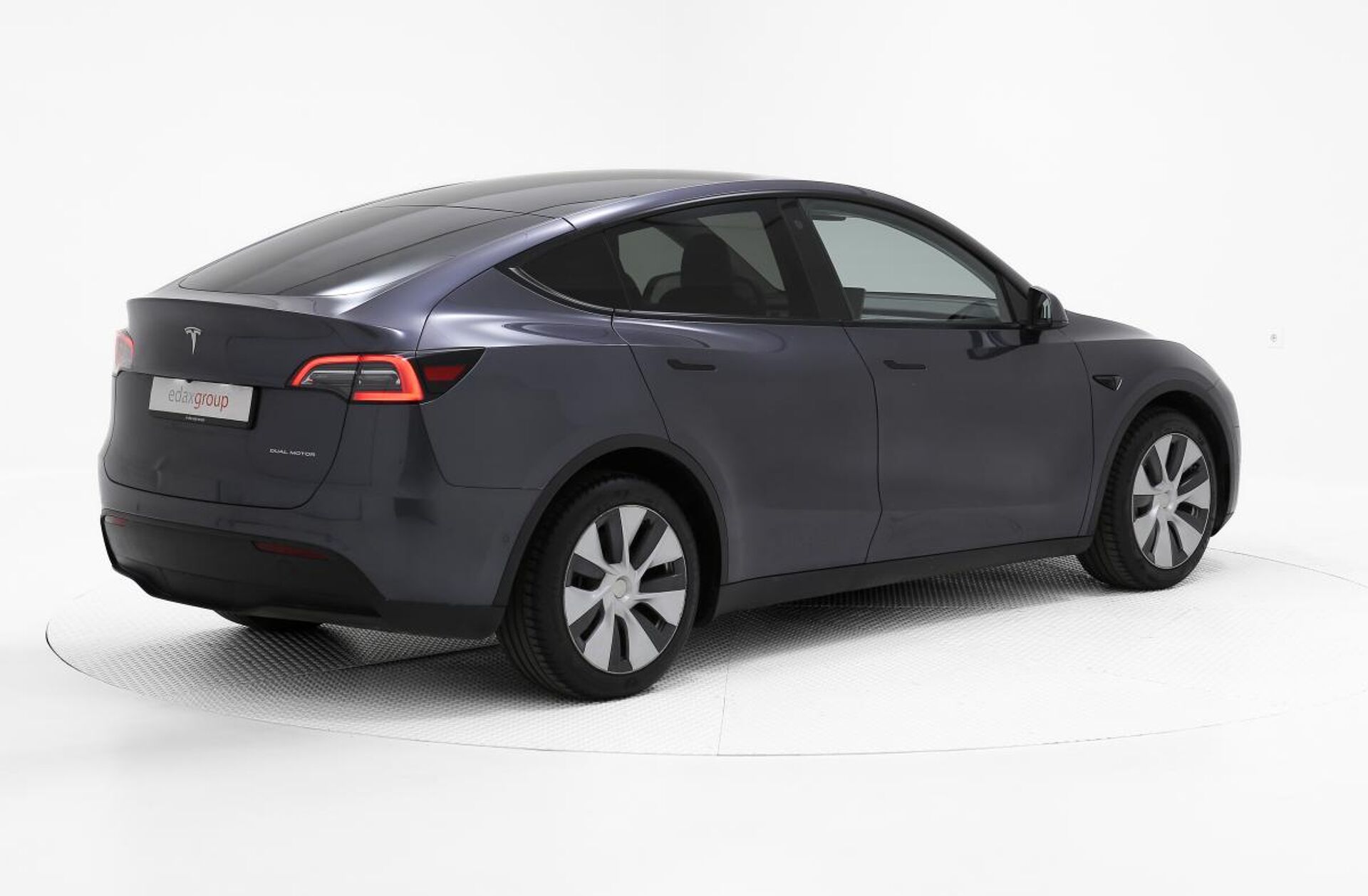 TESLA Model Y Long Range Tração Integral